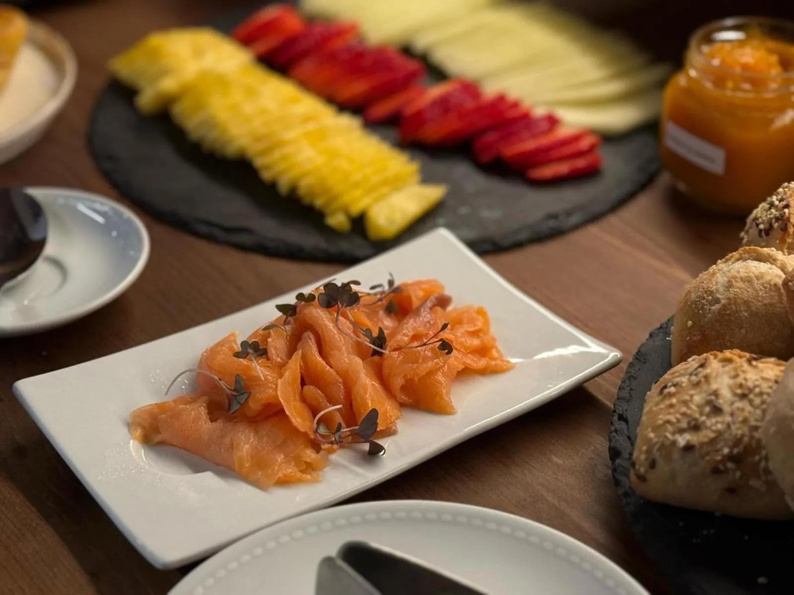 Buffet breakfast in Quinta da Amendoeira - Évora - The Farmhouse