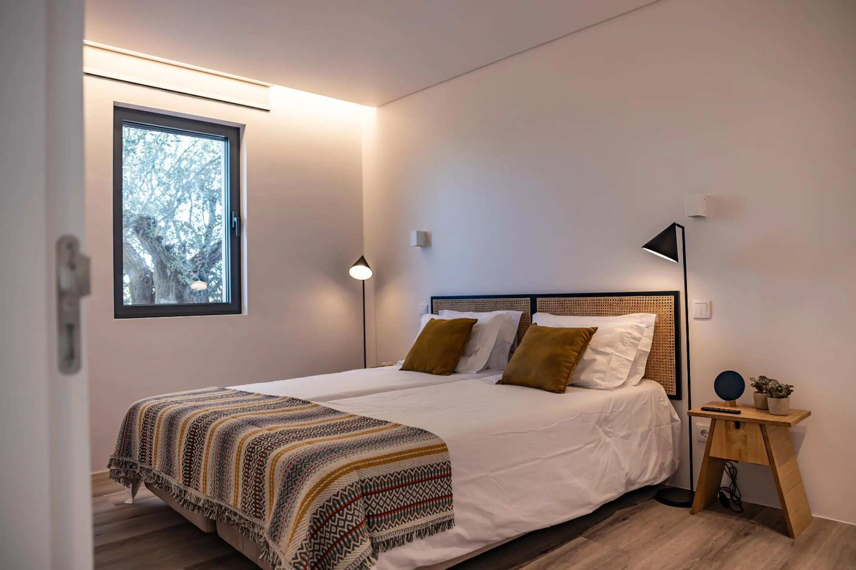 Bedroom, Bed in Quinta da Amendoeira - Évora - The Farmhouse