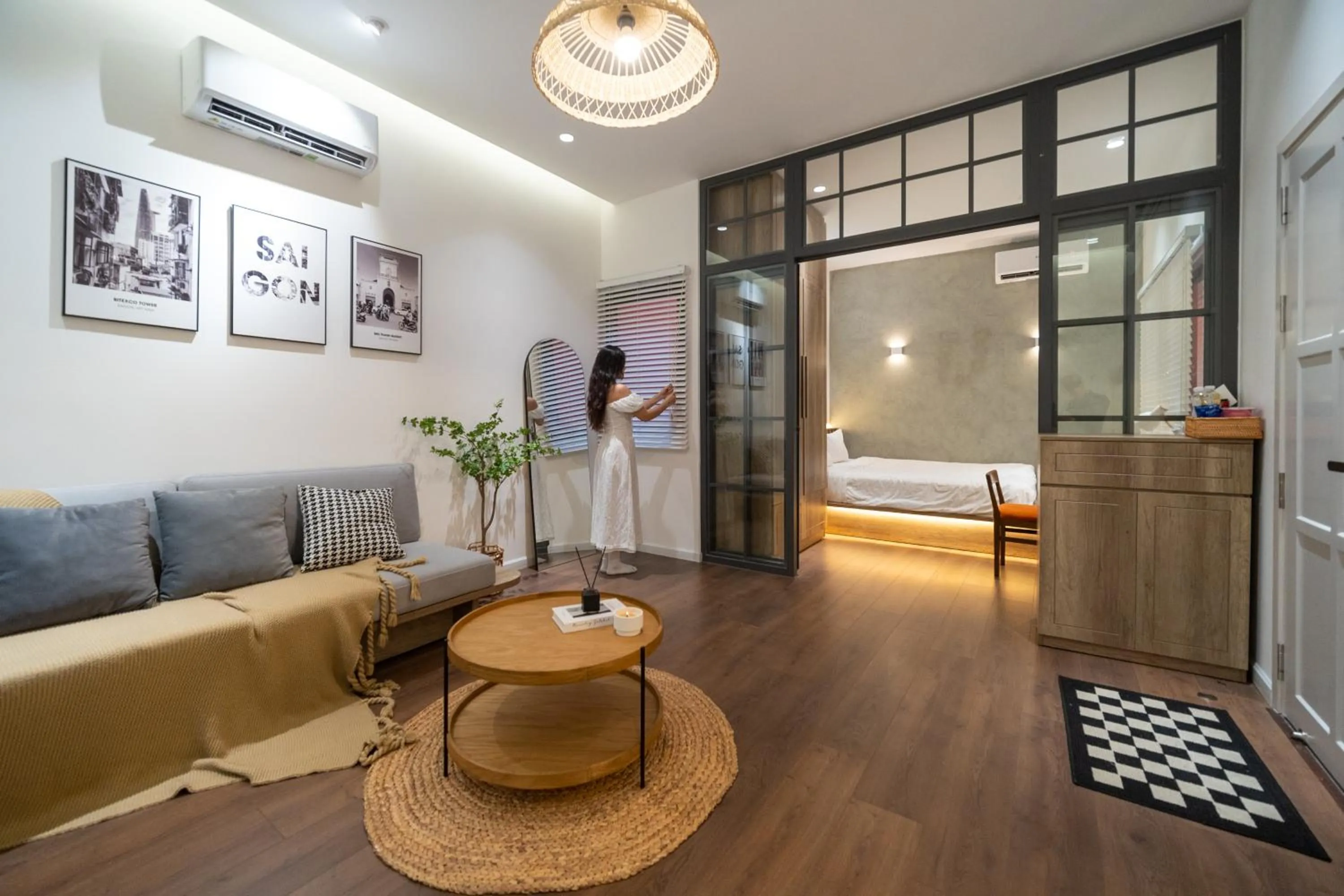 Suite with Balcony - single occupancy in Kin Wander Tân Quy