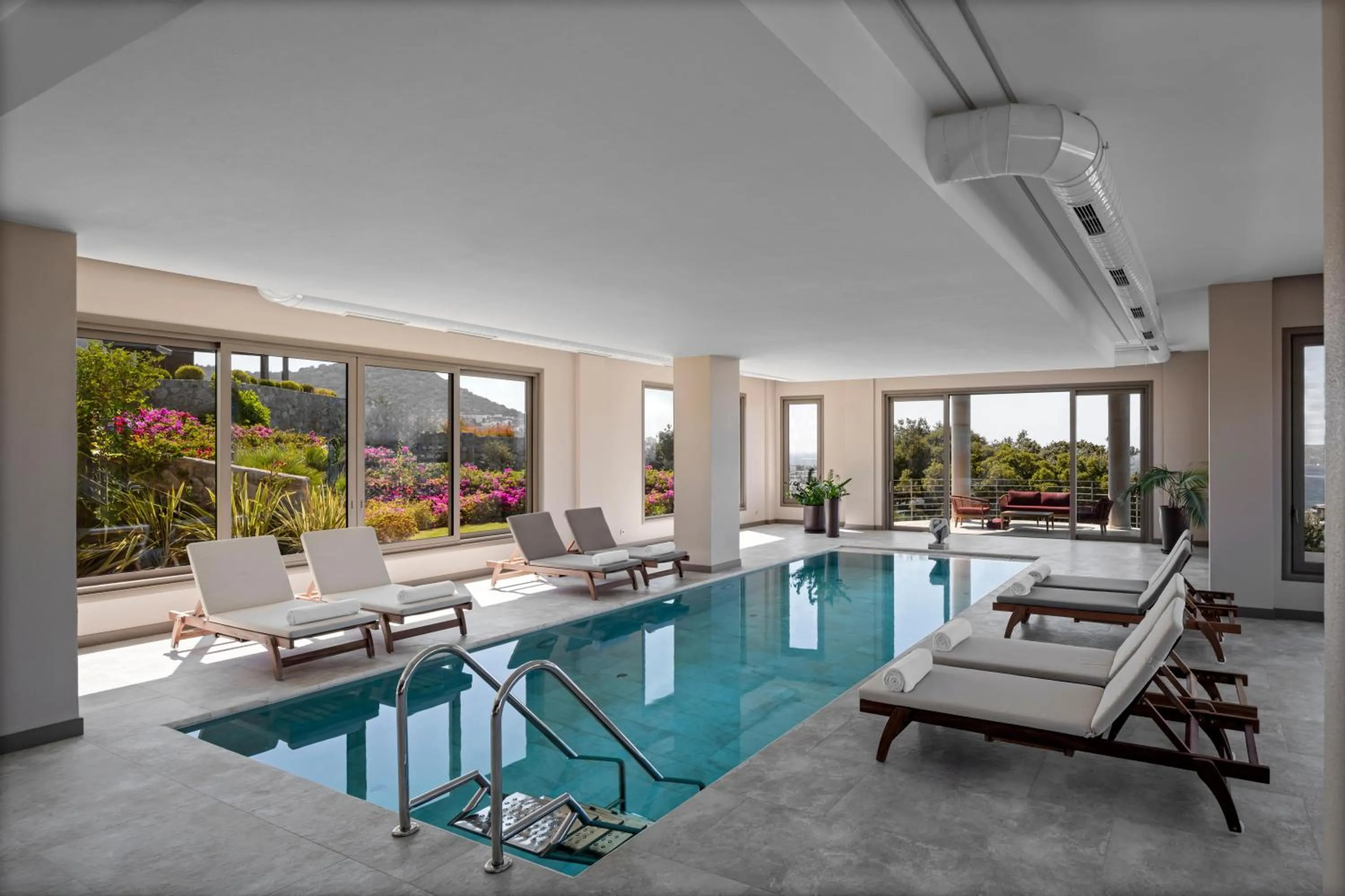 Swimming pool in Ailla Yalıkavak