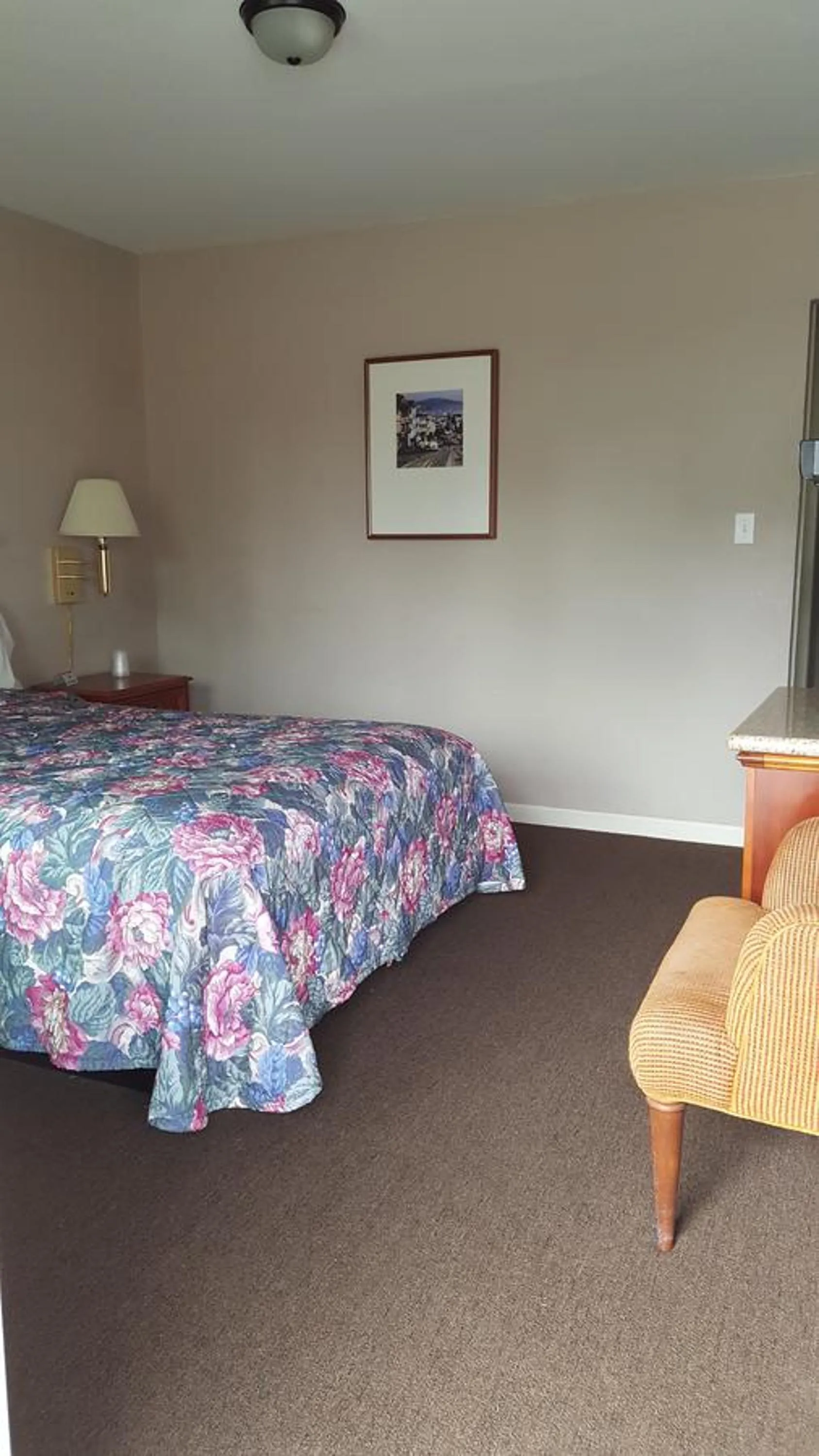 Bed in Pacific Motel