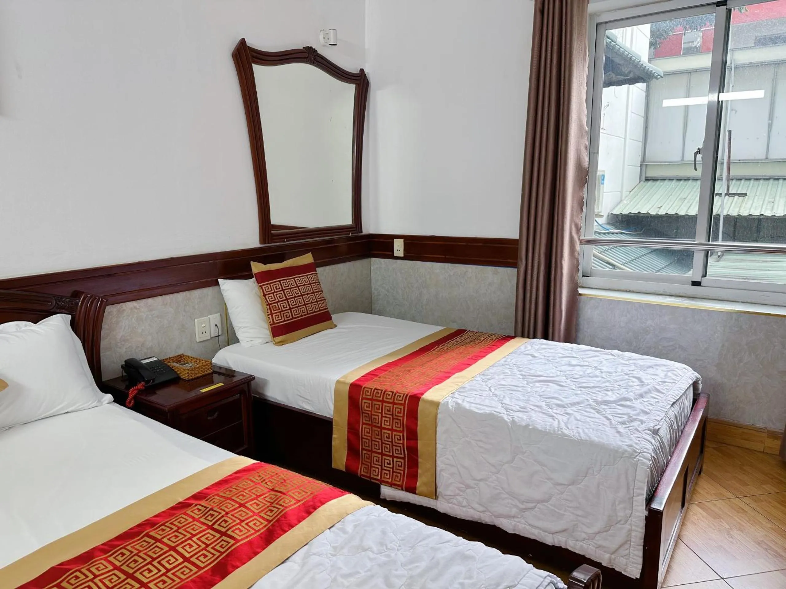Bedroom, Bed in HUNG HUONG HOTEL