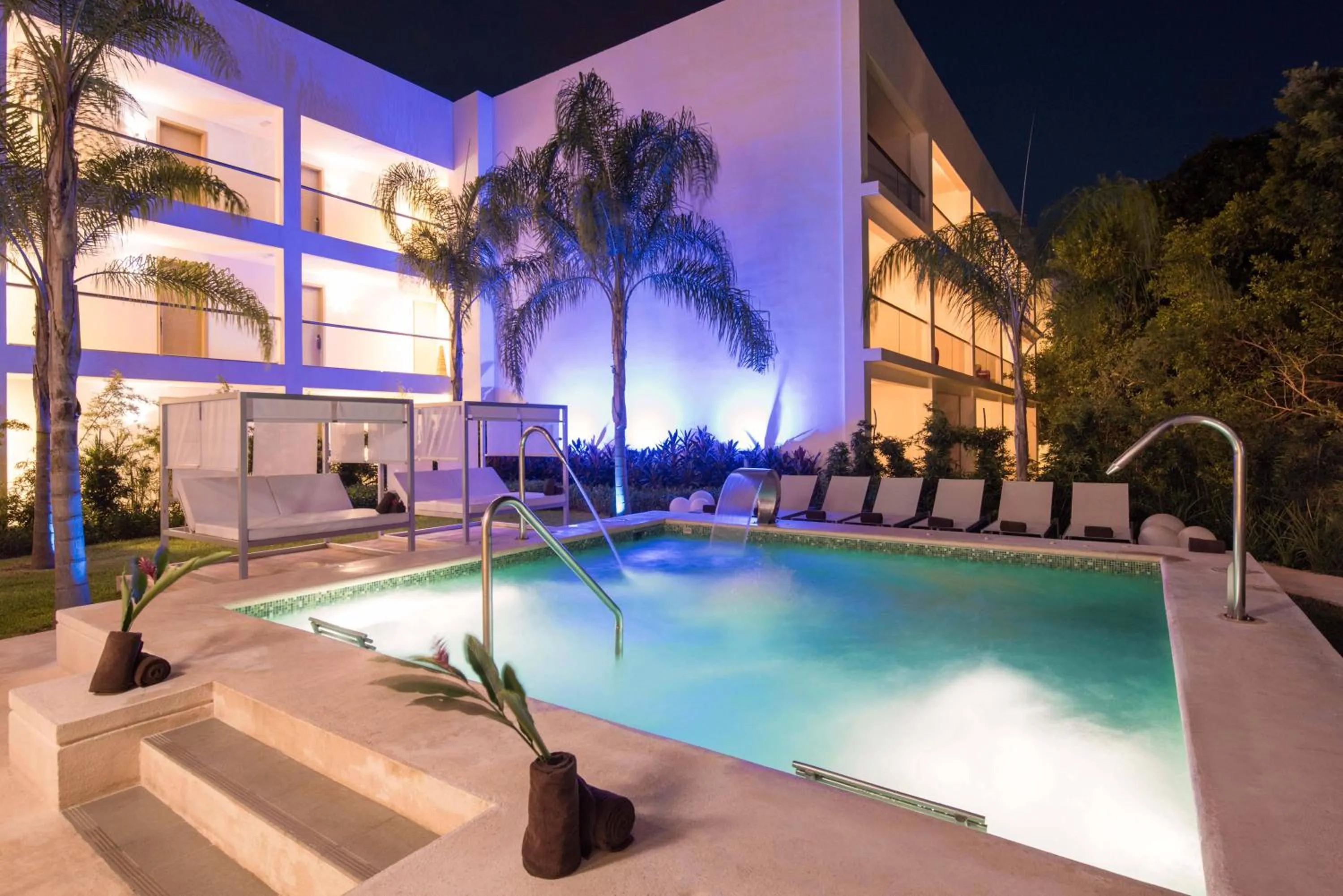 Swimming pool in Platinum Yucatan Princess Adults Only - All Inclusive