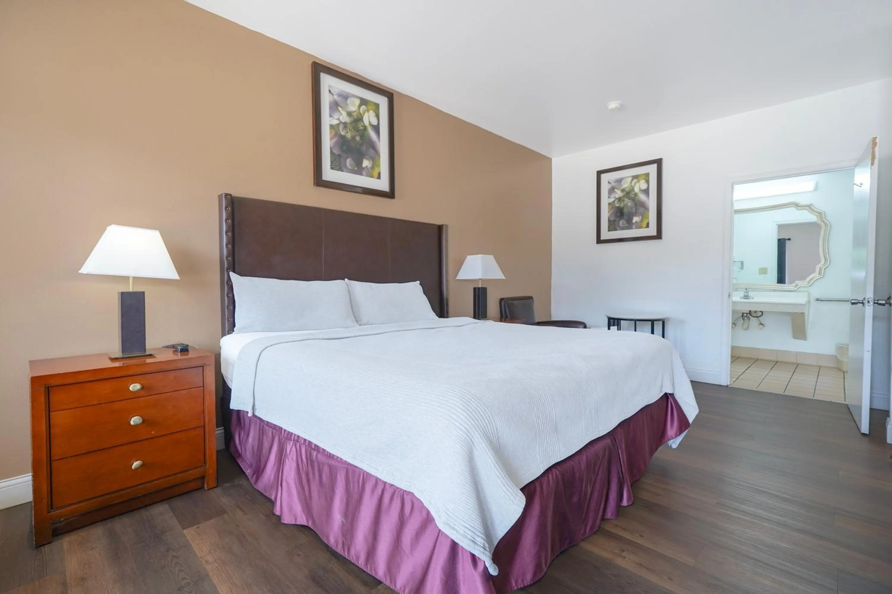 Bedroom, Bed in Budget inn by Oyo San Augustine