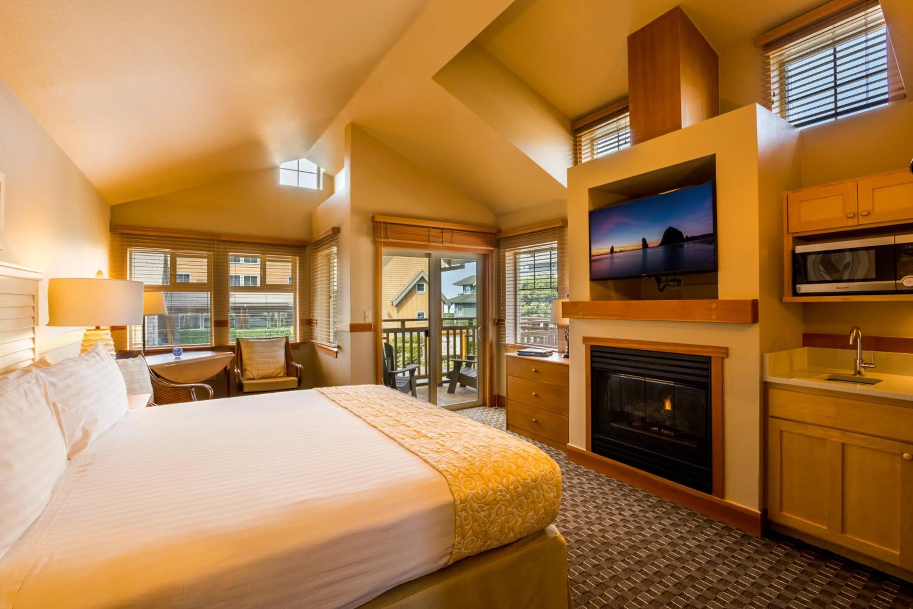 Bed in The Ocean Lodge