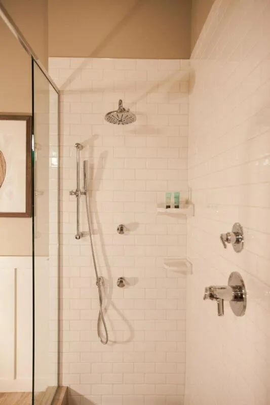 Shower in The Ocean Lodge