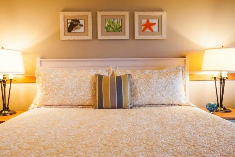 Bed in The Ocean Lodge