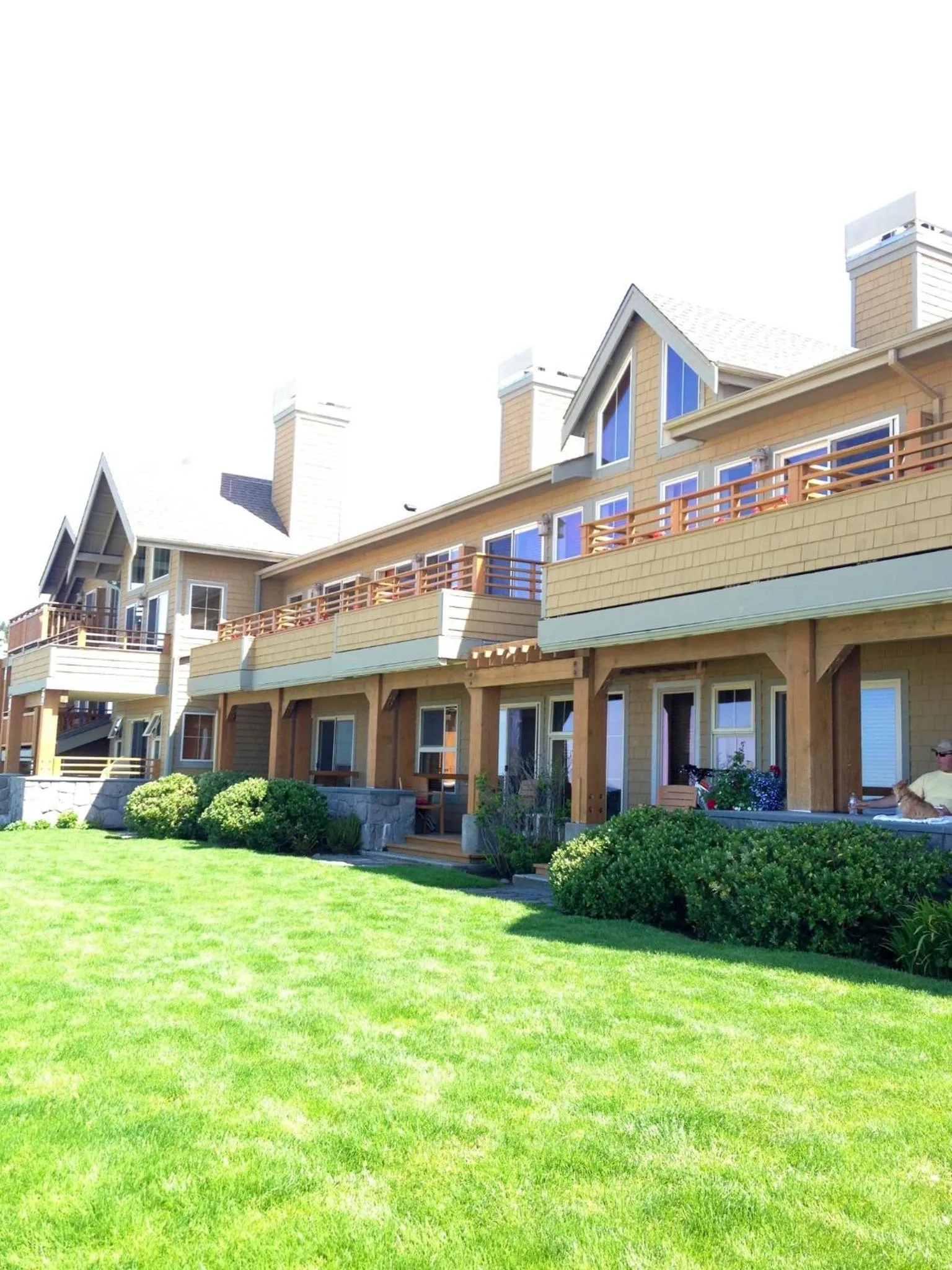 Facade/entrance in The Ocean Lodge