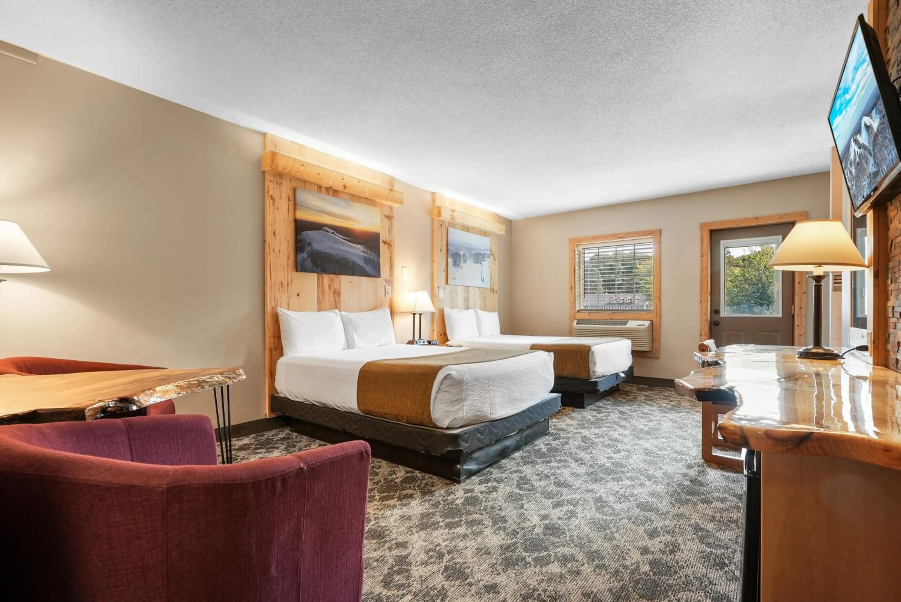 Bed in Caberfae Peaks Ski & Golf Resort