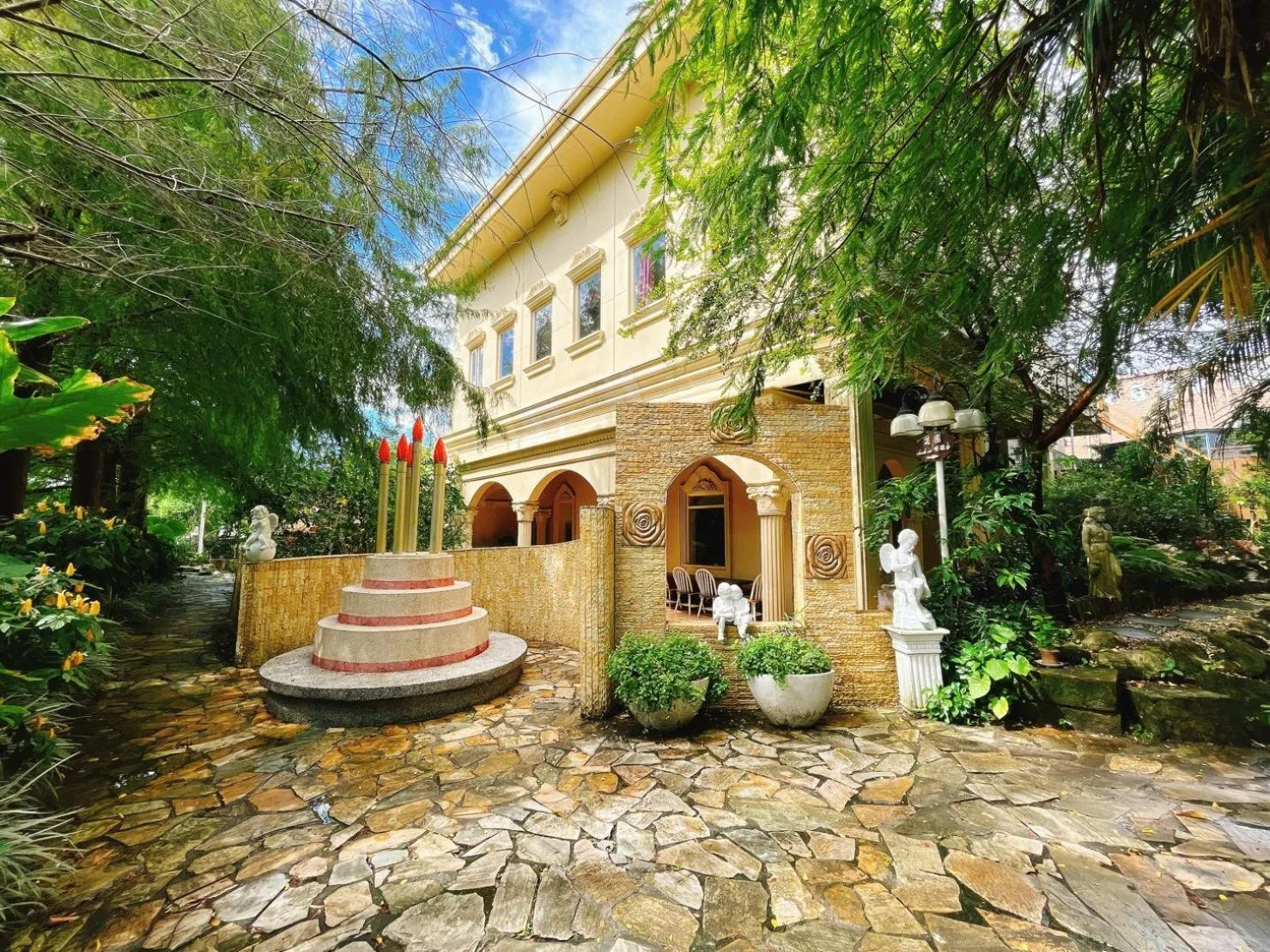 Xin Yuan My Dream Castle