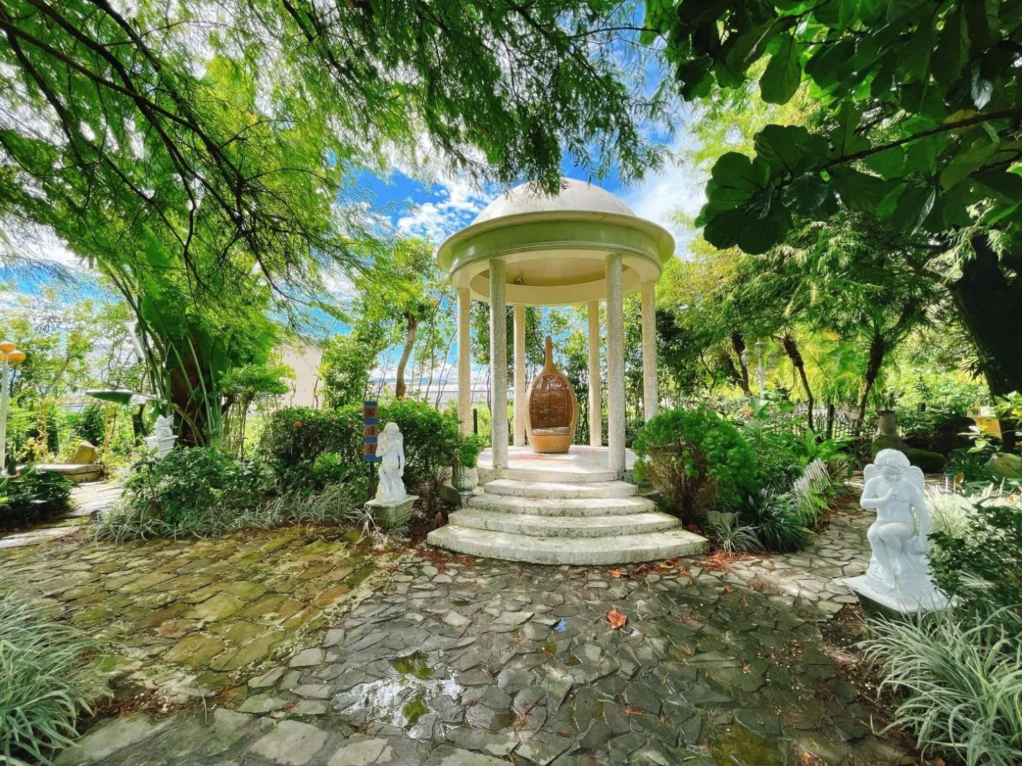 Day in Xin Yuan My Dream Castle