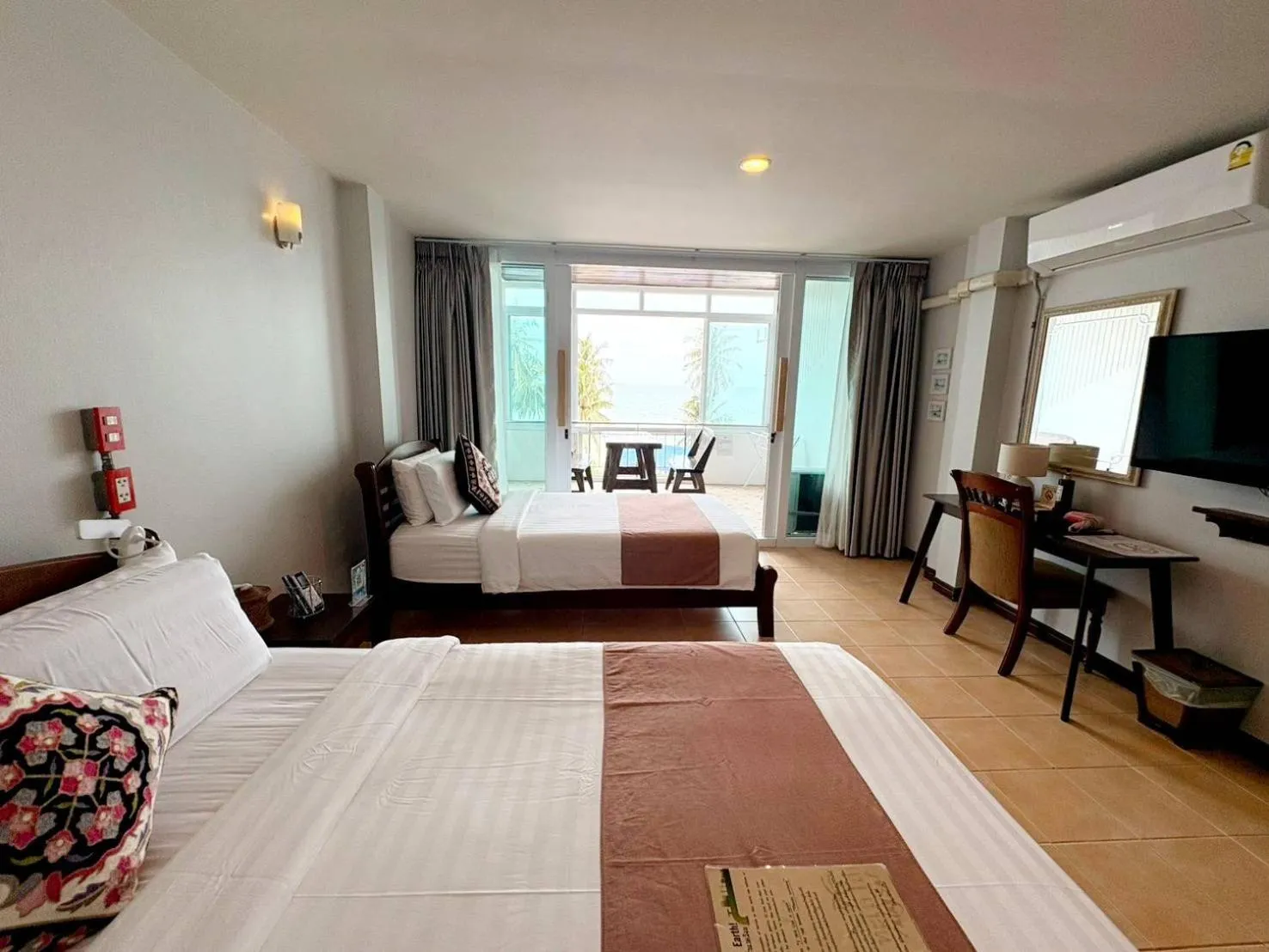 Bedroom, Bed in Talay Sai @ Thung Wua Laen