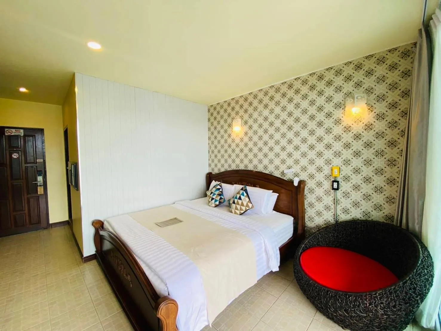 Bed in Talay Sai @ Thung Wua Laen