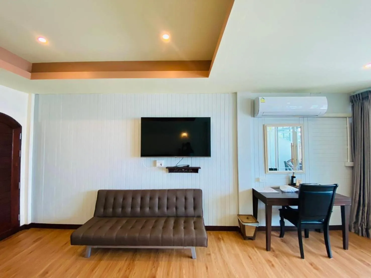 TV and multimedia in Talay Sai @ Thung Wua Laen