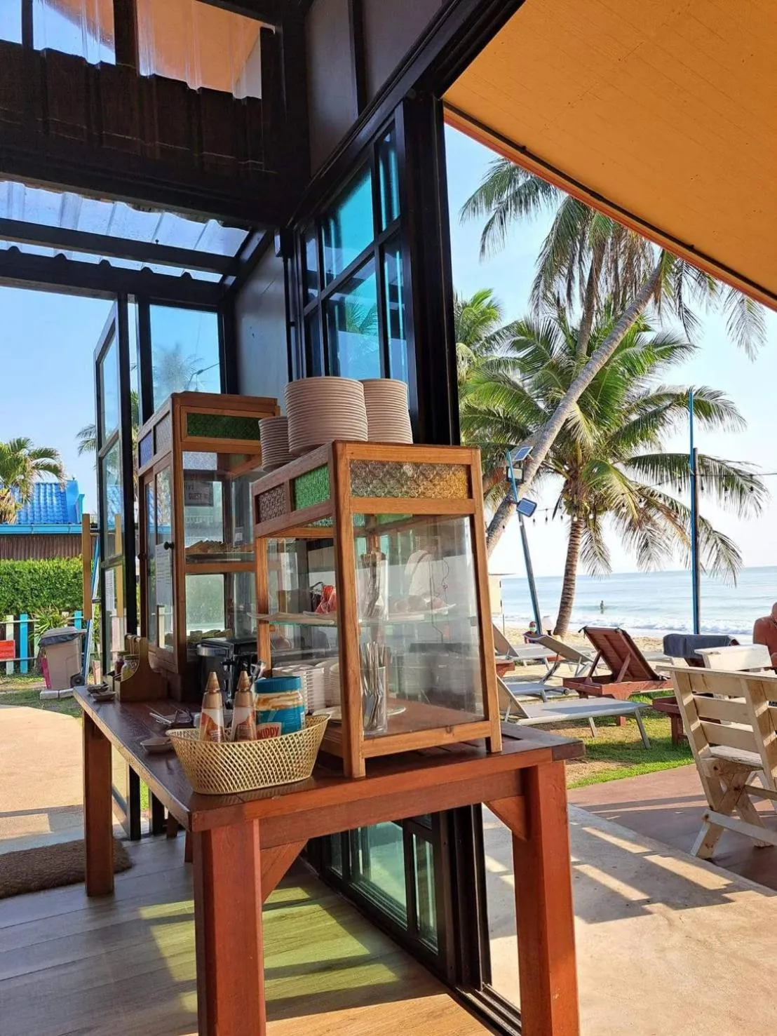 Restaurant/places to eat in Talay Sai @ Thung Wua Laen