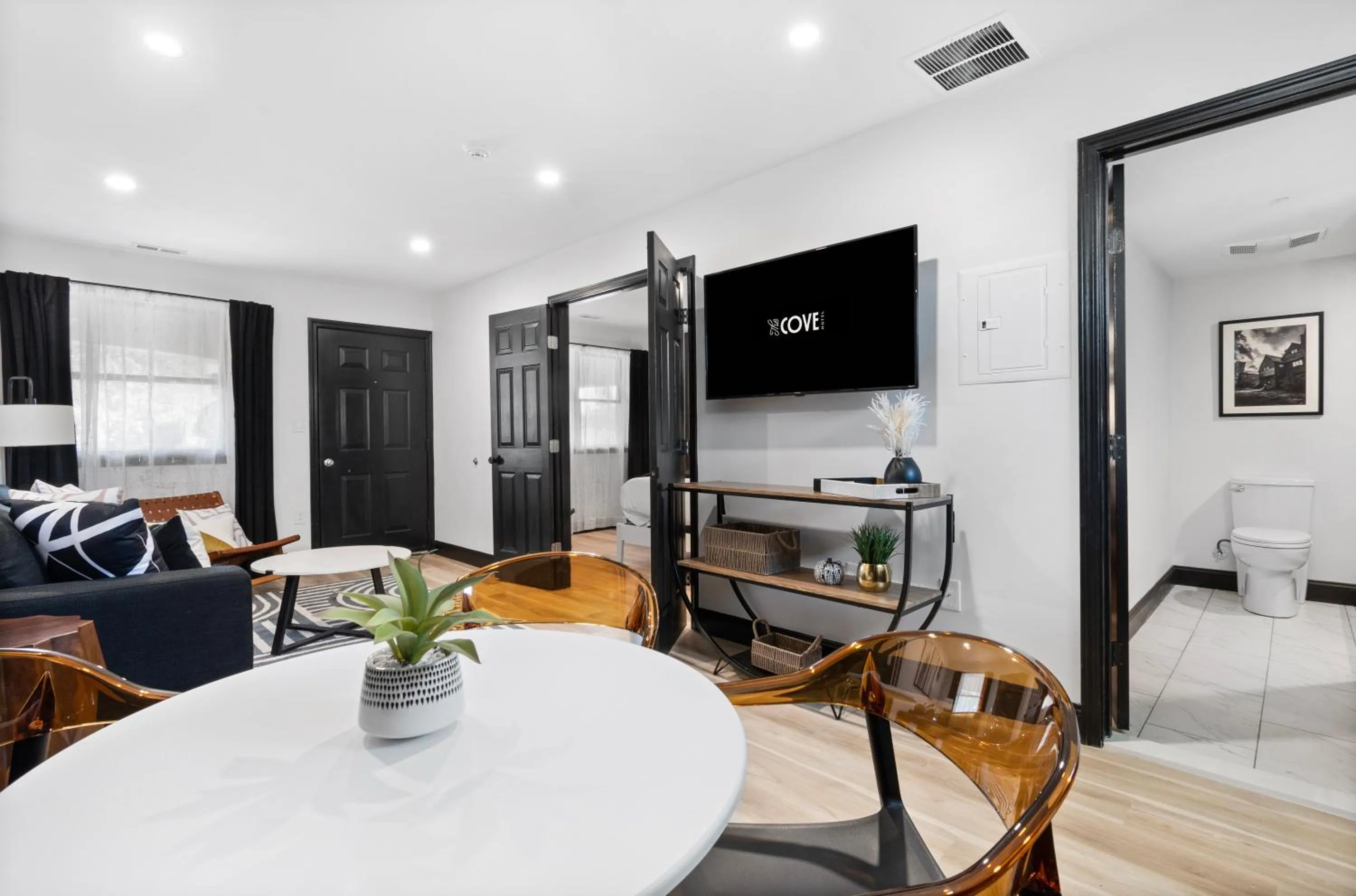 Living room in The Cove At Salem