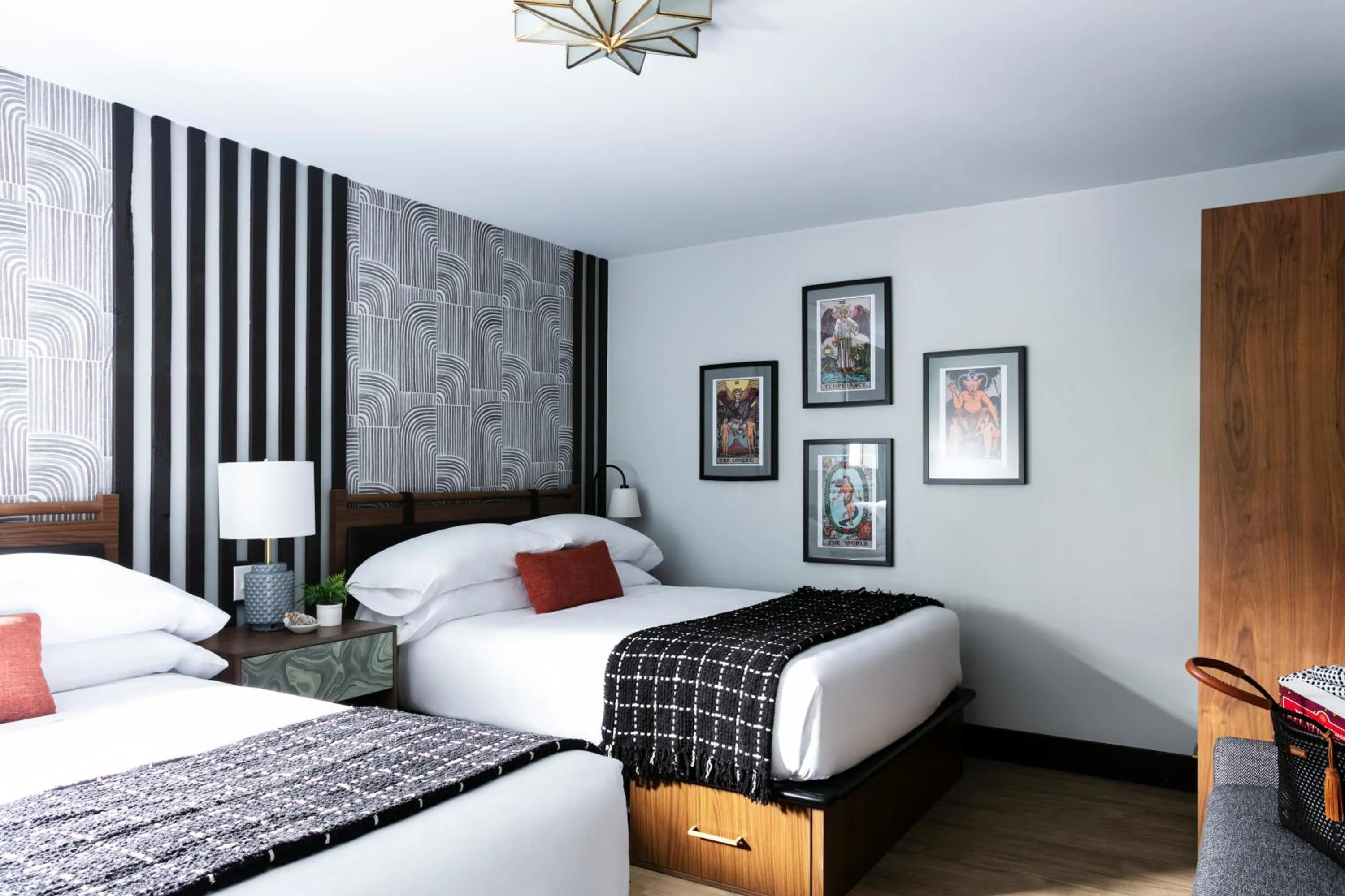 Bedroom, Bed in The Cove At Salem