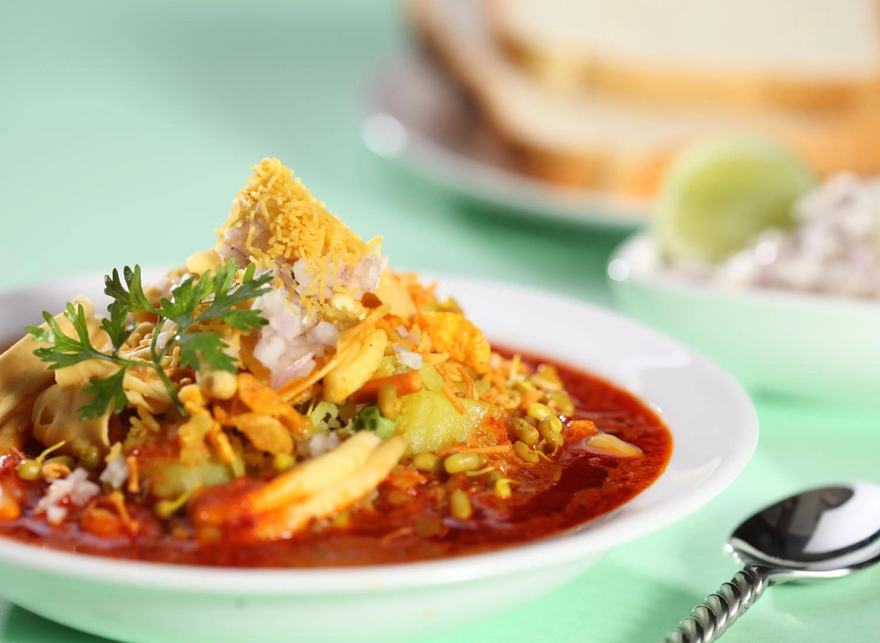 Restaurant/places to eat in Hotel Shreyas