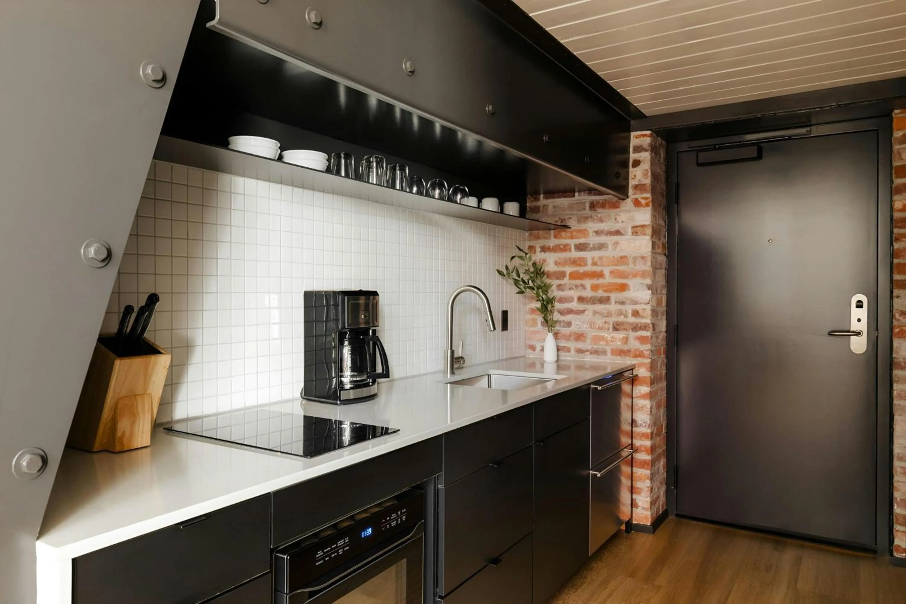 Kitchen or kitchenette in Sonder by Marriott Bonvoy RailSpur Apartments Pioneer Square
