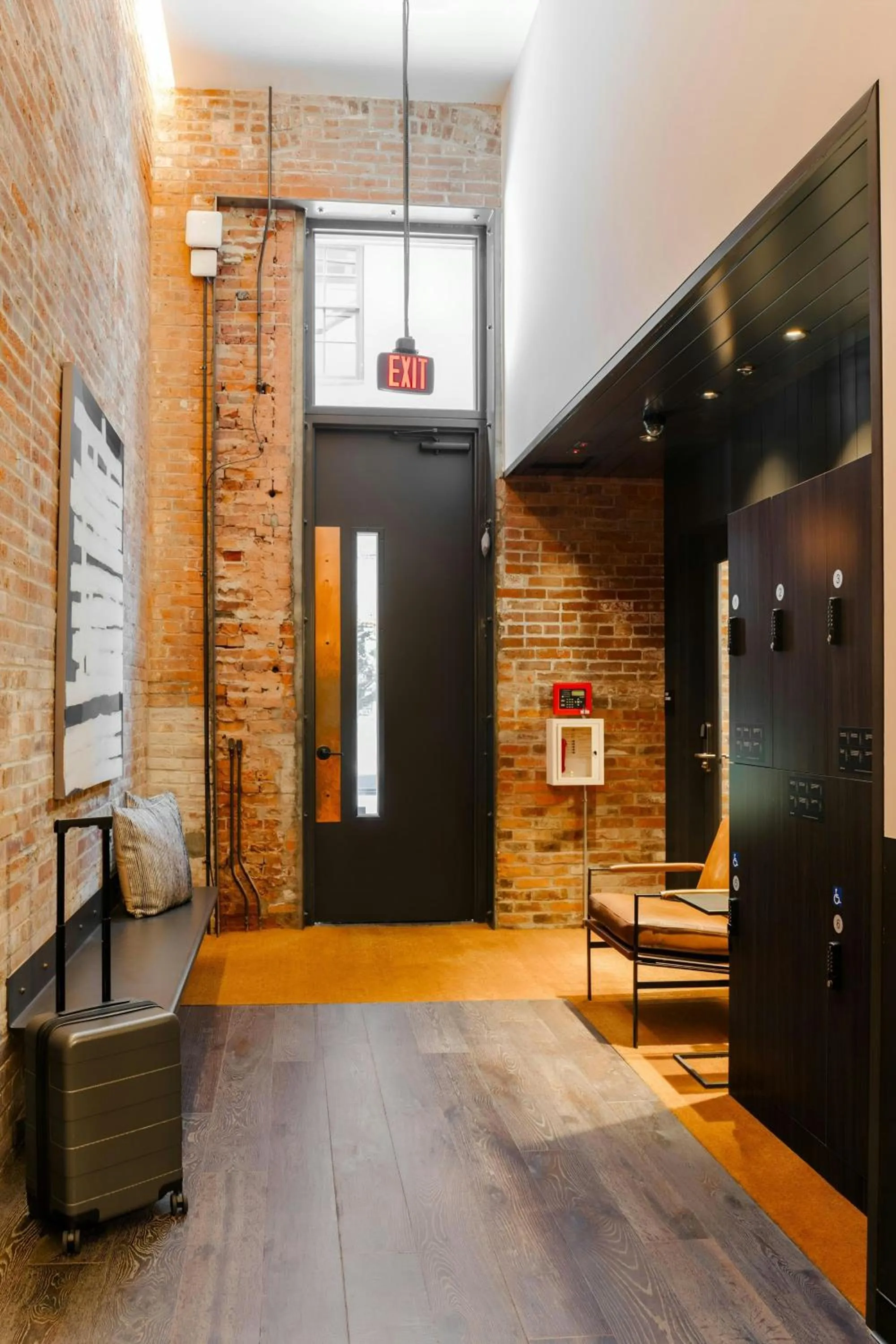 Lobby or reception in Sonder by Marriott Bonvoy RailSpur Apartments Pioneer Square