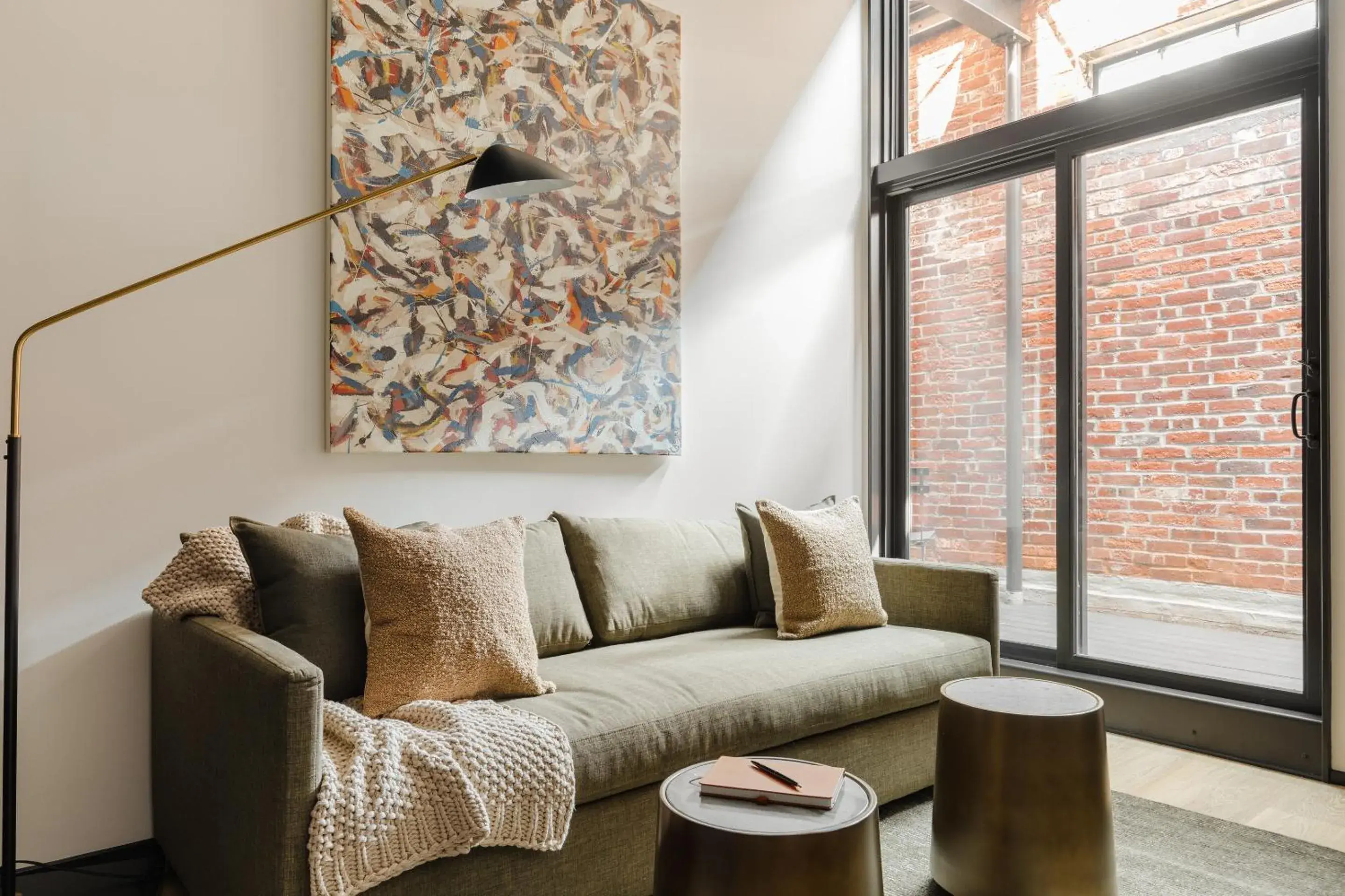 Superior Queen Room in Sonder RailSpur Superior Queen Room in Sonder RailSpur