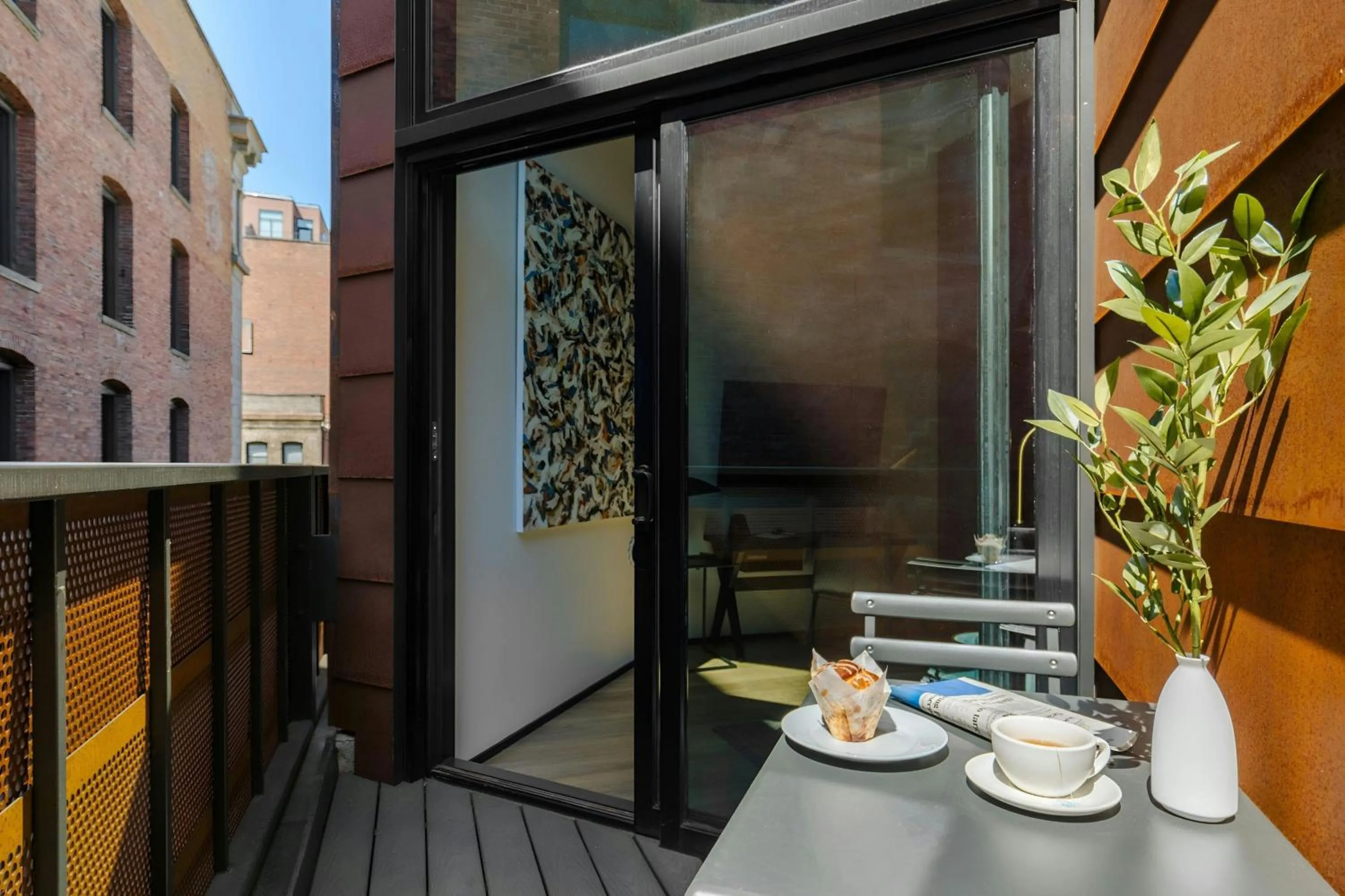 Photo of the whole room in Sonder by Marriott Bonvoy RailSpur Apartments Pioneer Square