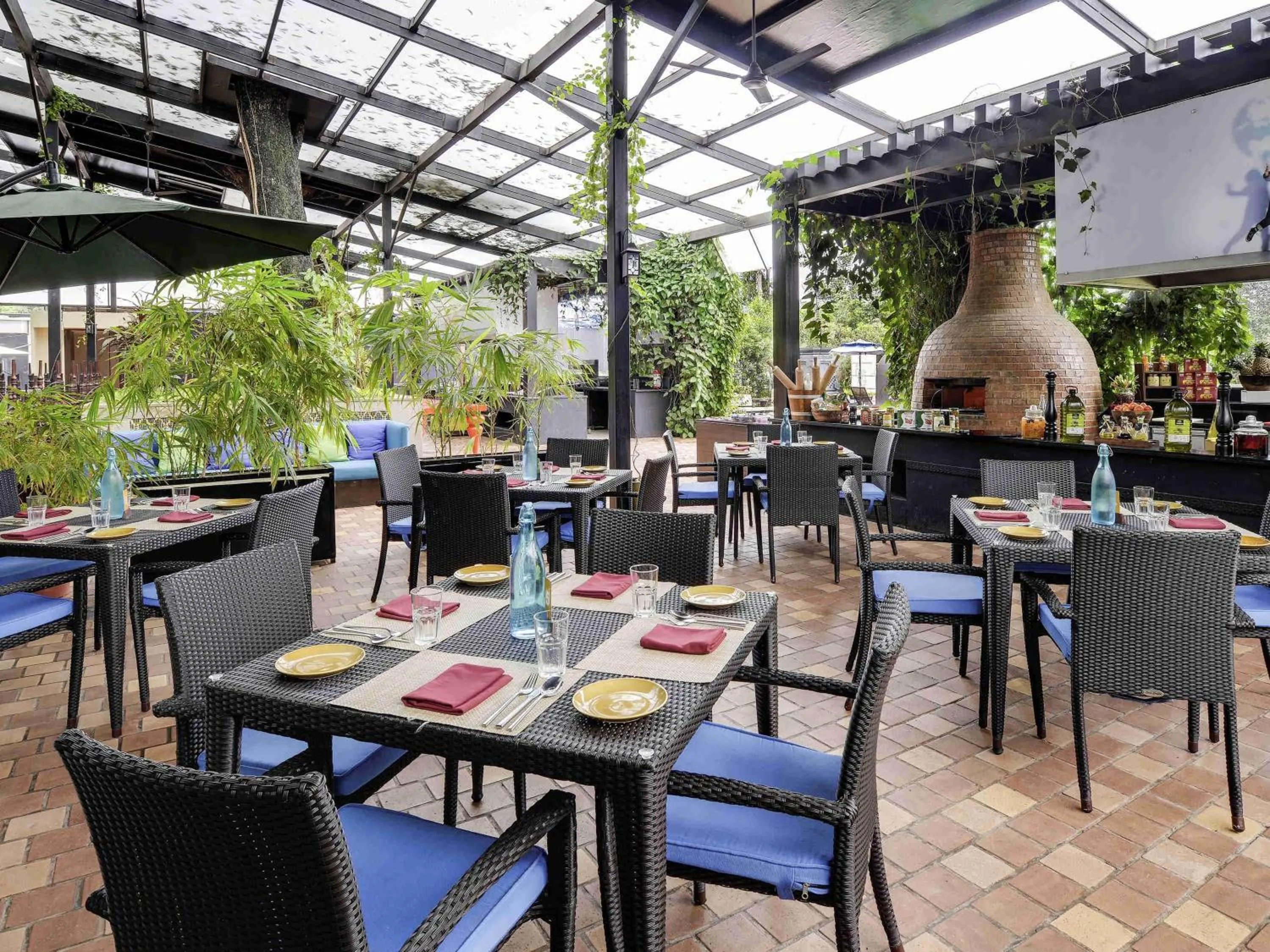 Restaurant/places to eat in Novotel Goa Resort & Spa Candolim