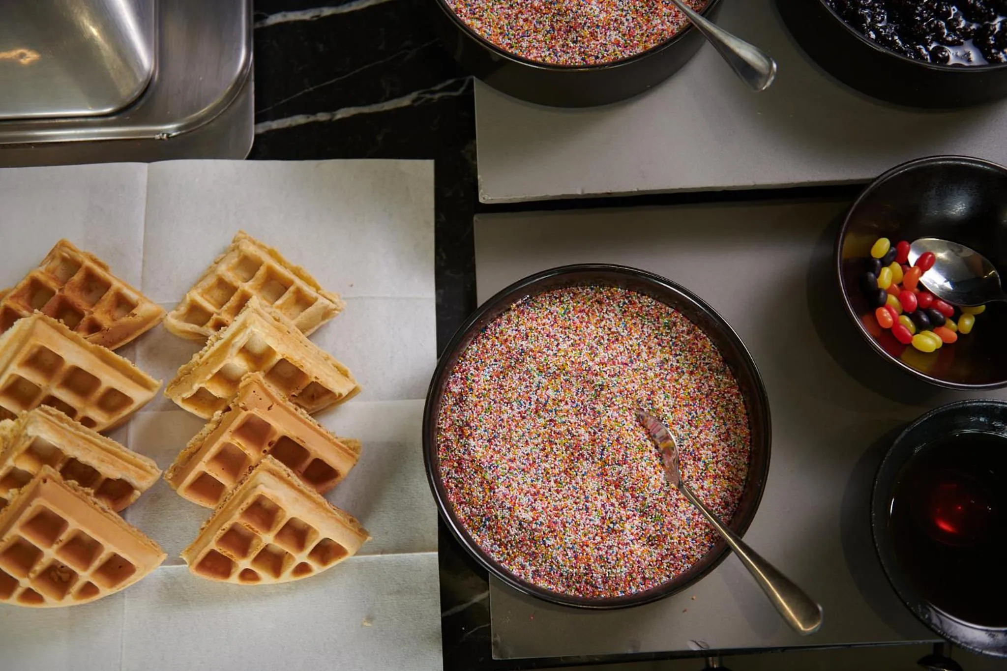 Buffet breakfast in The Capital Empire