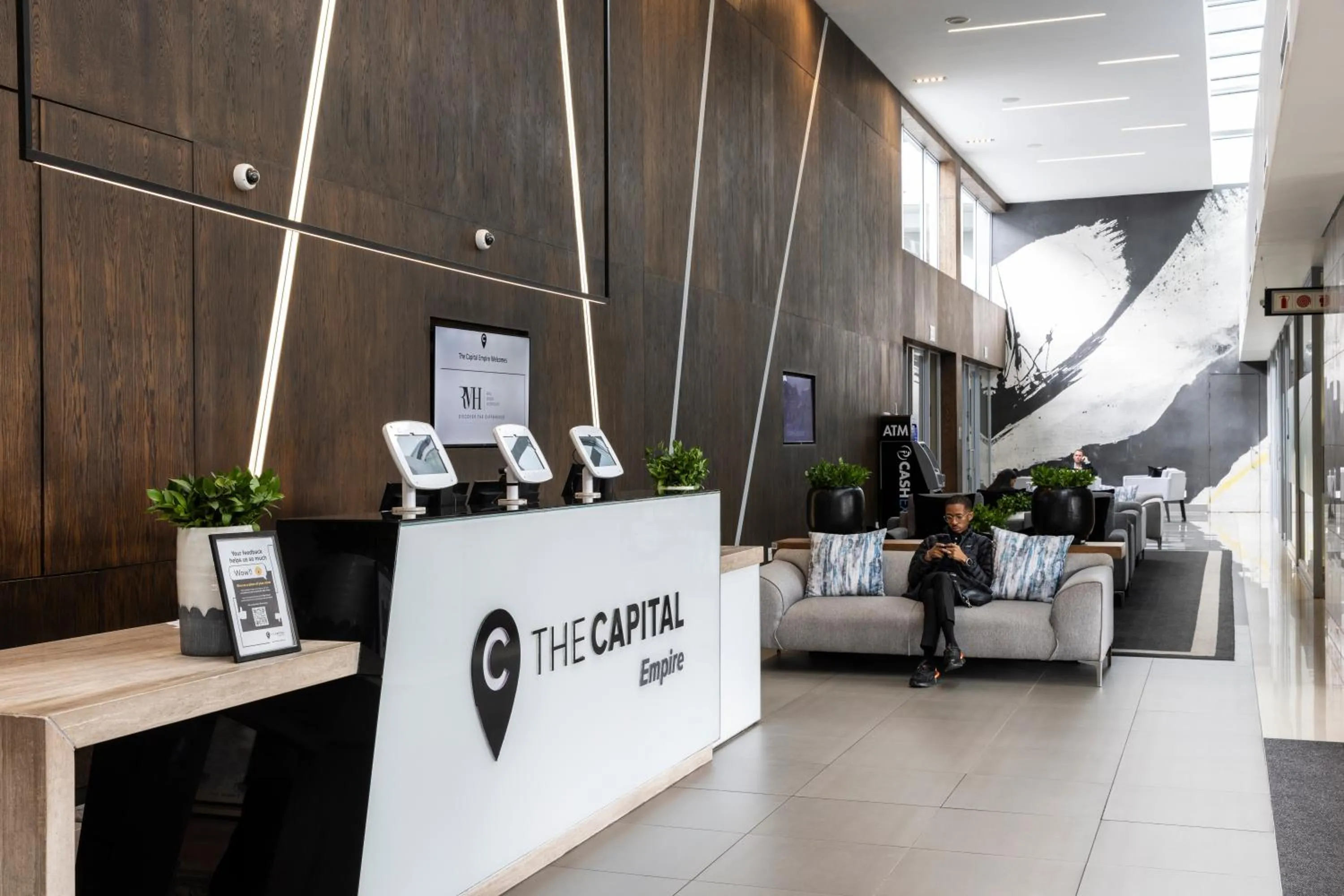 Lobby or reception in The Capital Empire