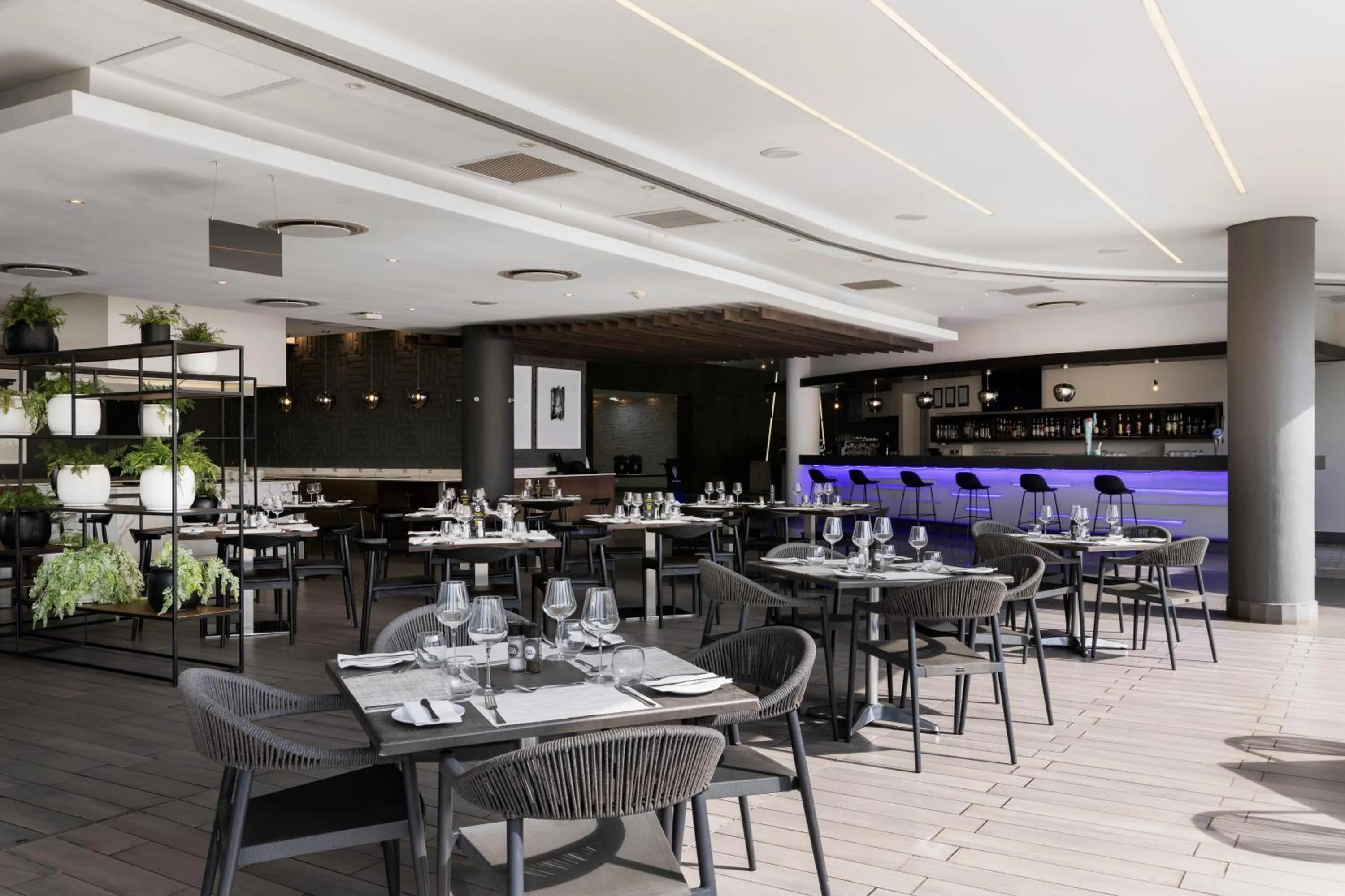 Restaurant/places to eat in The Capital Empire