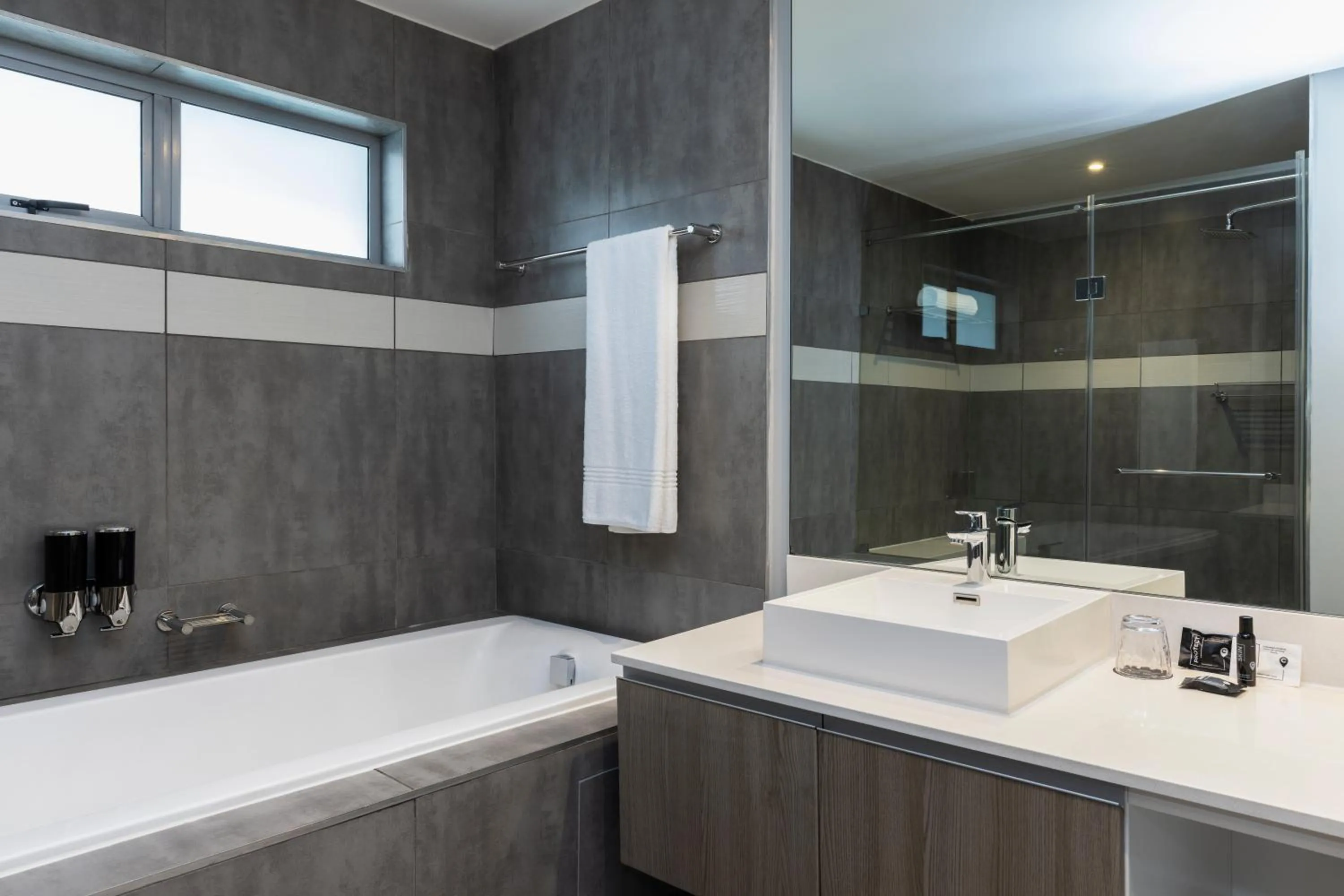 towels in The Capital Empire