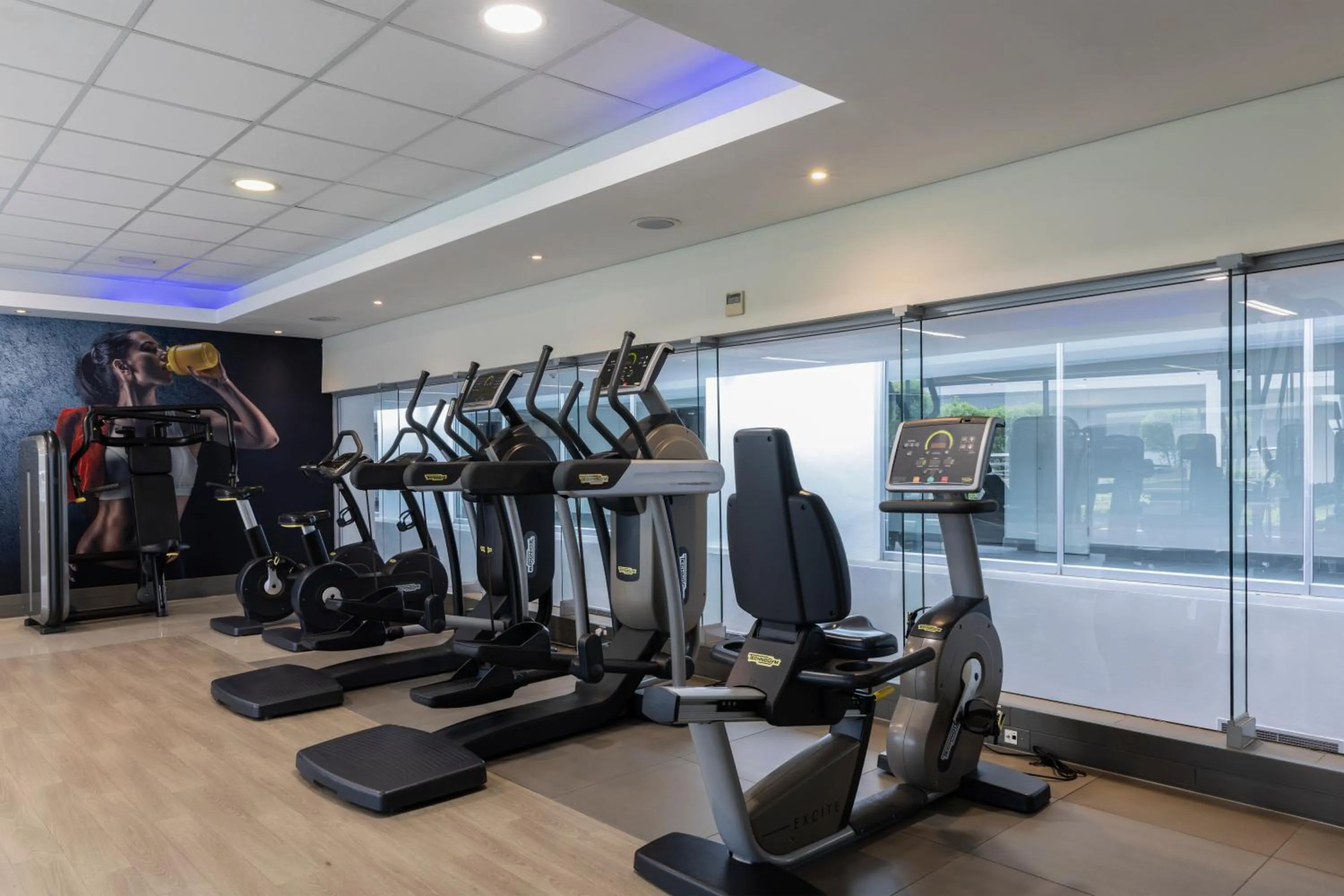 Fitness centre/facilities in The Capital Empire