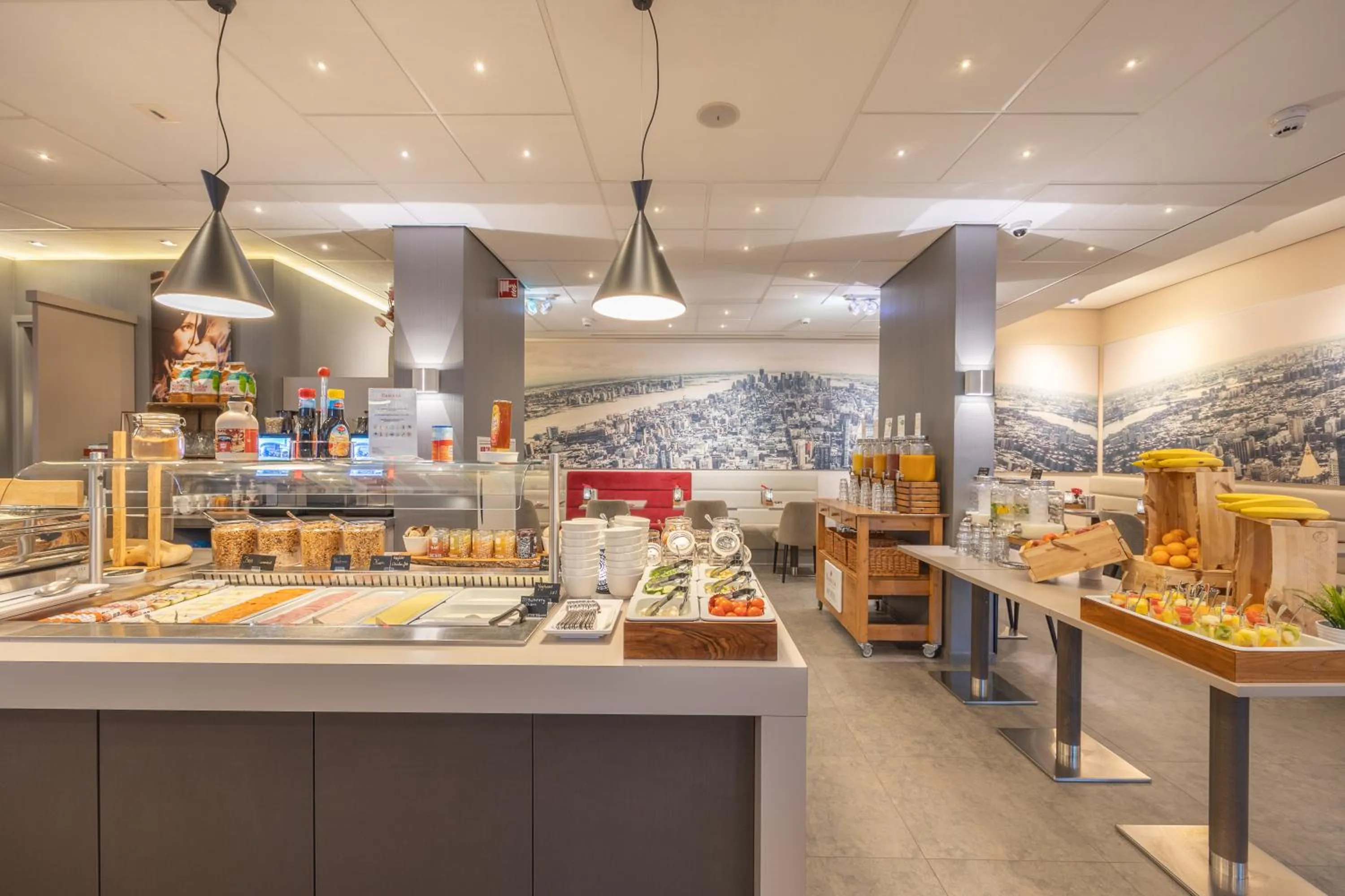 Restaurant/places to eat in Ramada The Hague Scheveningen