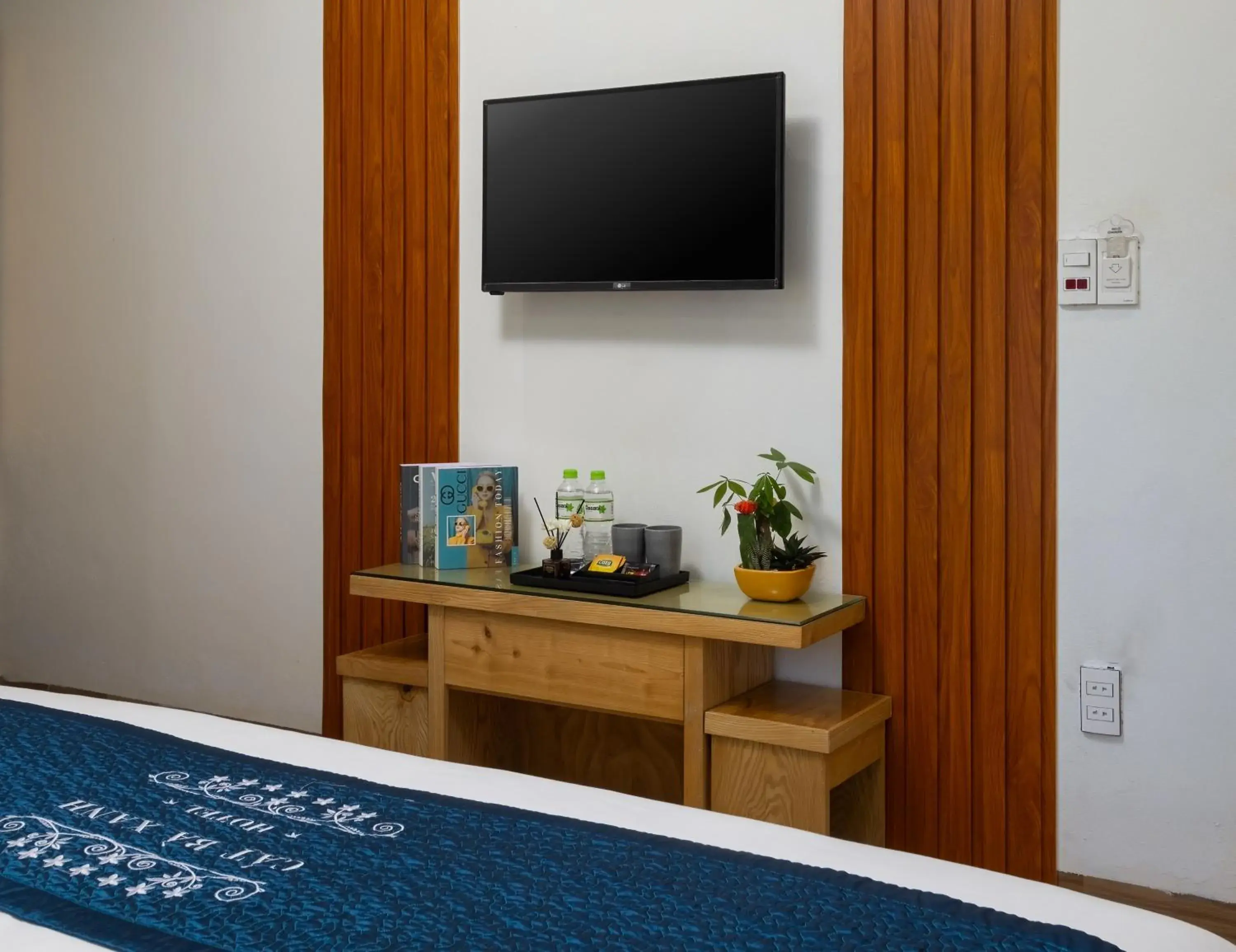 Standard King Room - single occupancy in Cat Ba Xanh Spring Garden Hotel Standard King Room - single occupancy in Cat Ba Xanh Spring Garden Hotel