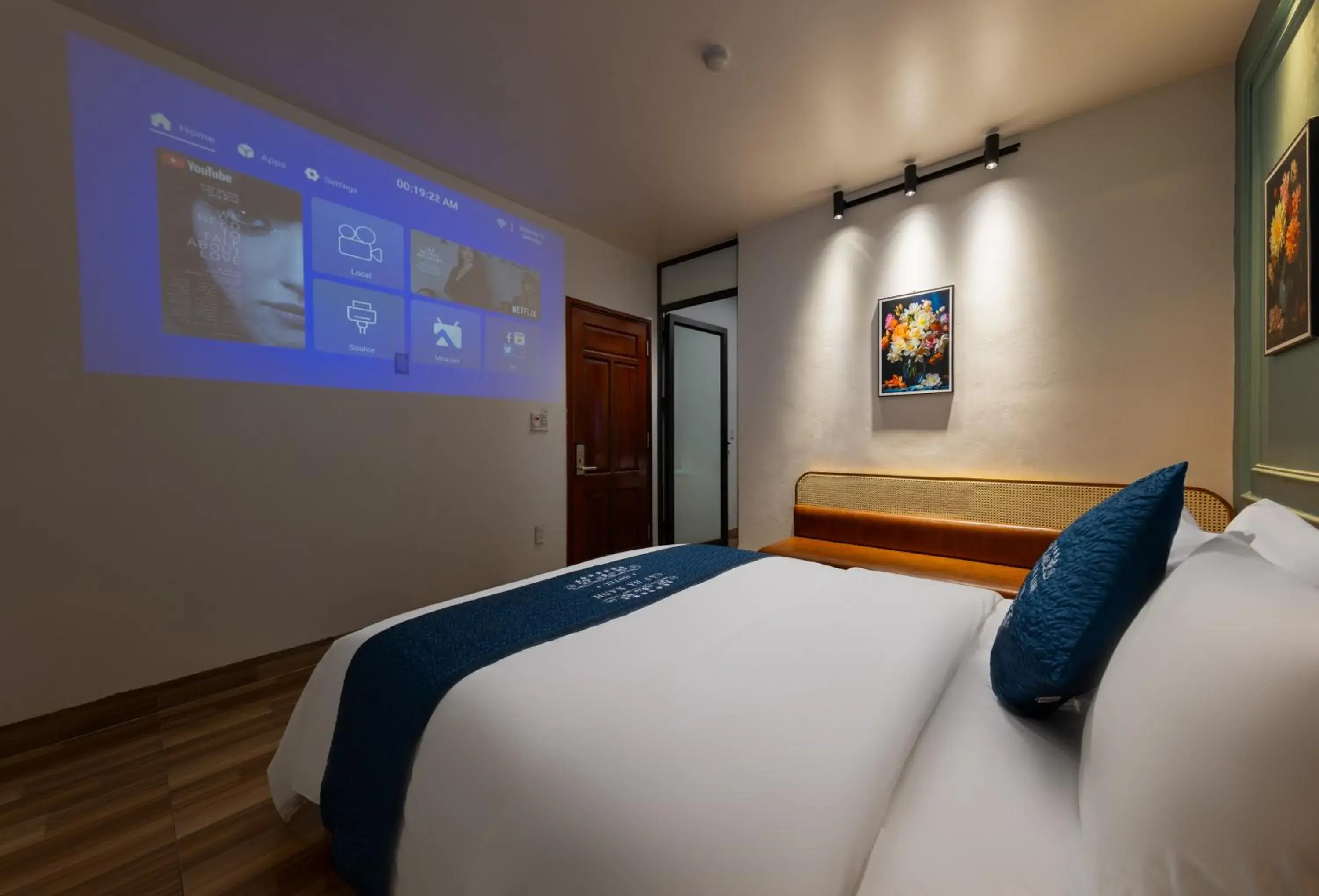 Junior Suite with Sea View - single occupancy in Cat Ba Xanh Spring Garden Hotel Junior Suite with Sea View - single occupancy in Cat Ba Xanh Spring Garden Hotel