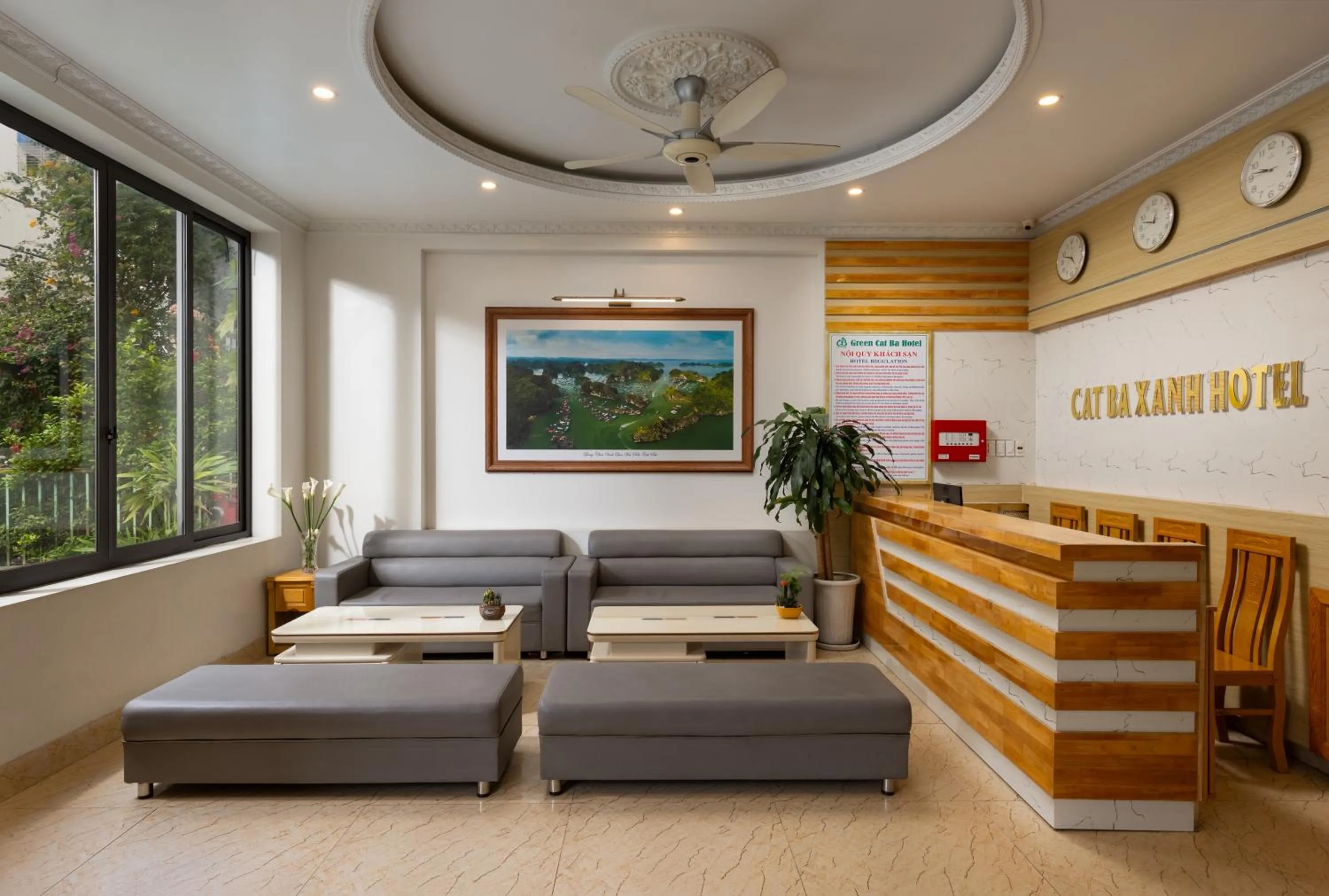 Lobby or reception in Cat Ba Xanh Spring Garden Hotel