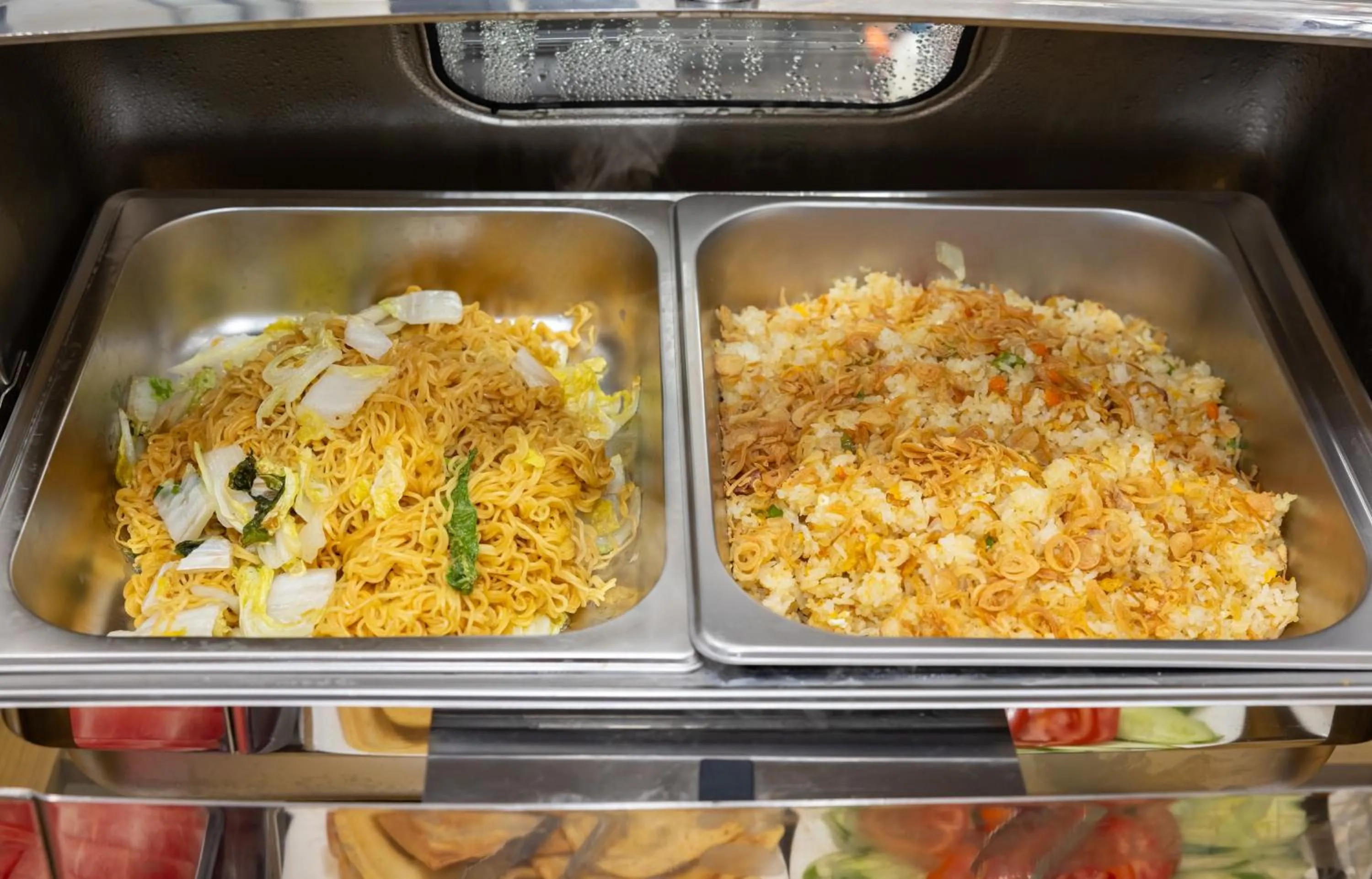 Buffet breakfast in Cat Ba Xanh Spring Garden Hotel