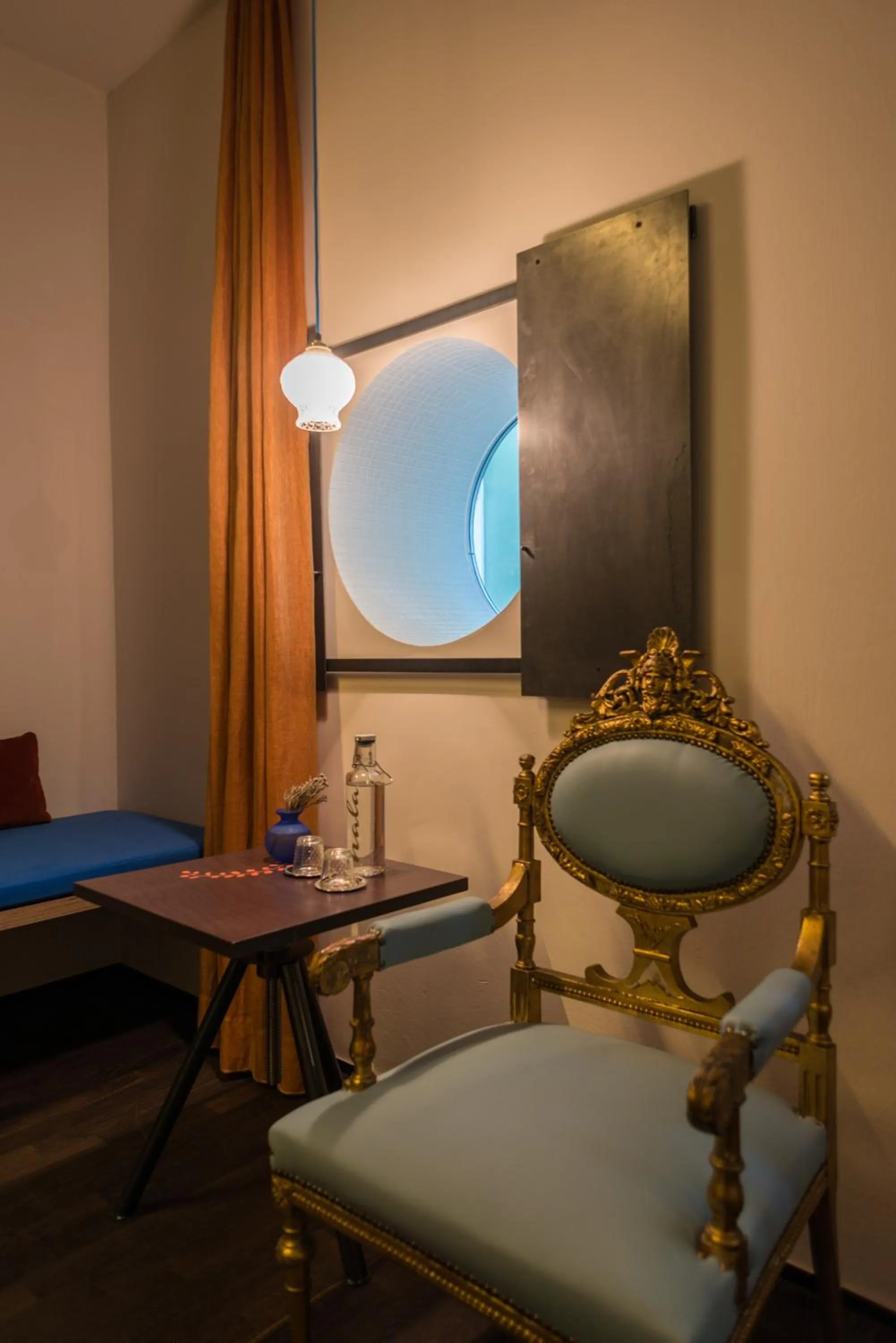 Seating area in Nala Individuellhotel