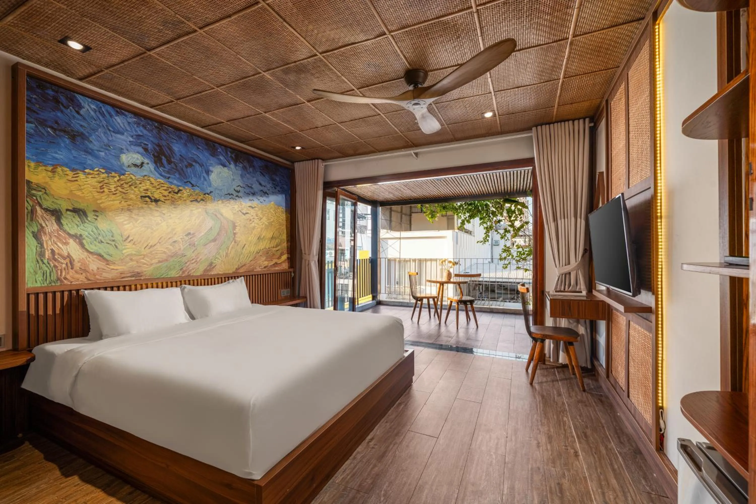 Bed in LUK Inn Hotel - An Thuong, Da Nang