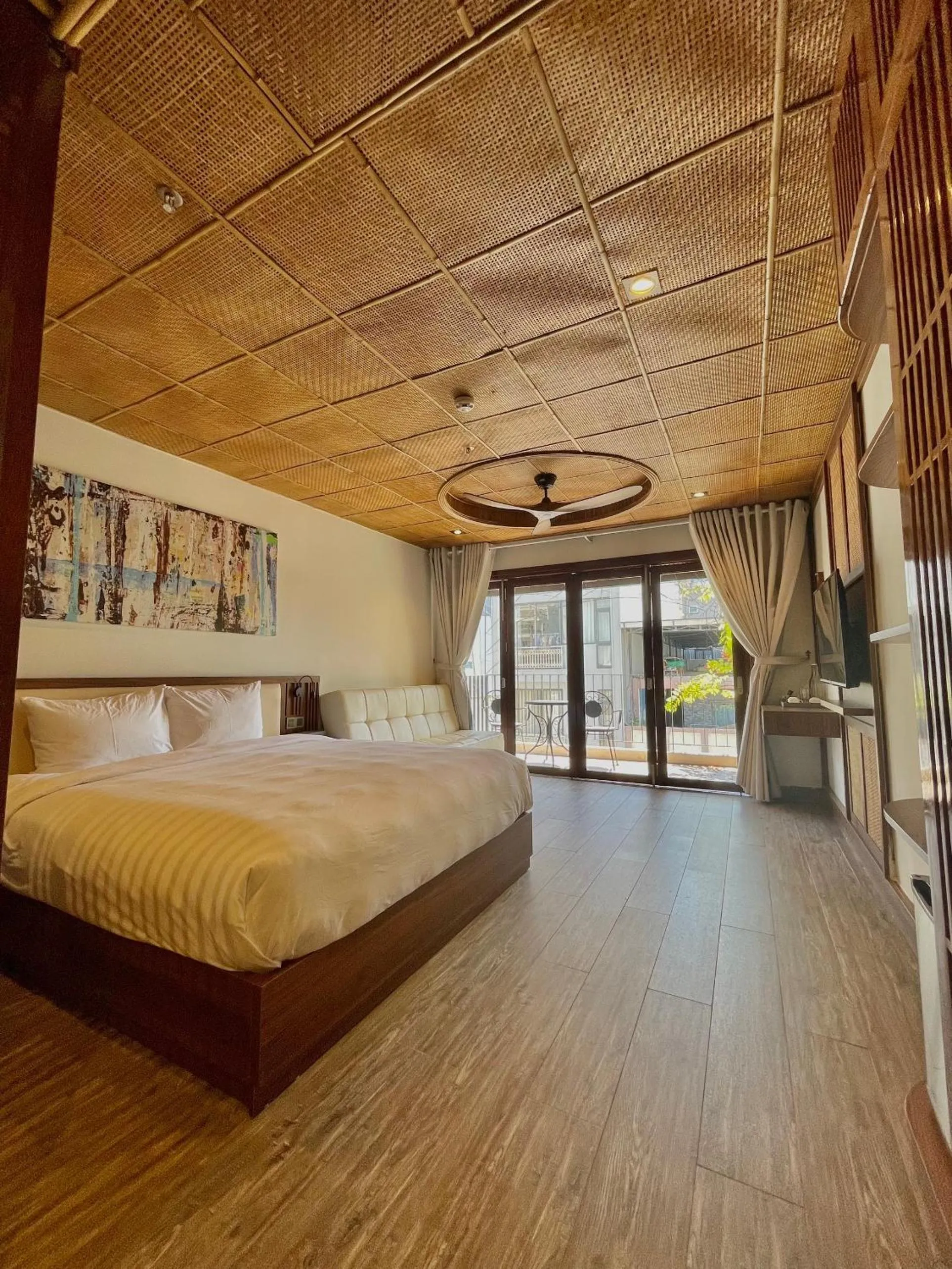 Bed in LUK Inn Hotel - An Thượng, Đà Nẵng