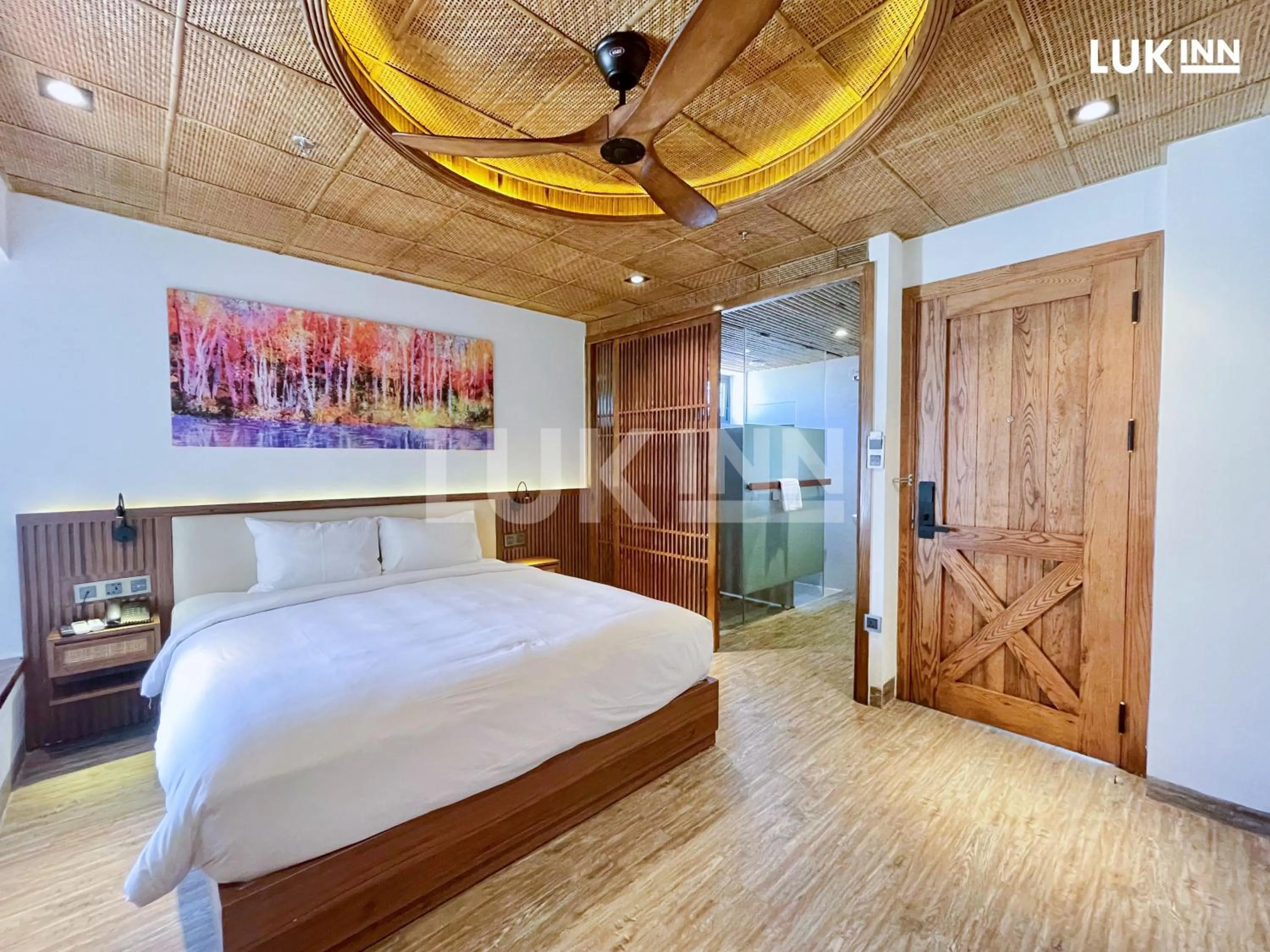 Shower, Bed in LUK Inn Hotel - An Thượng, Đà Nẵng
