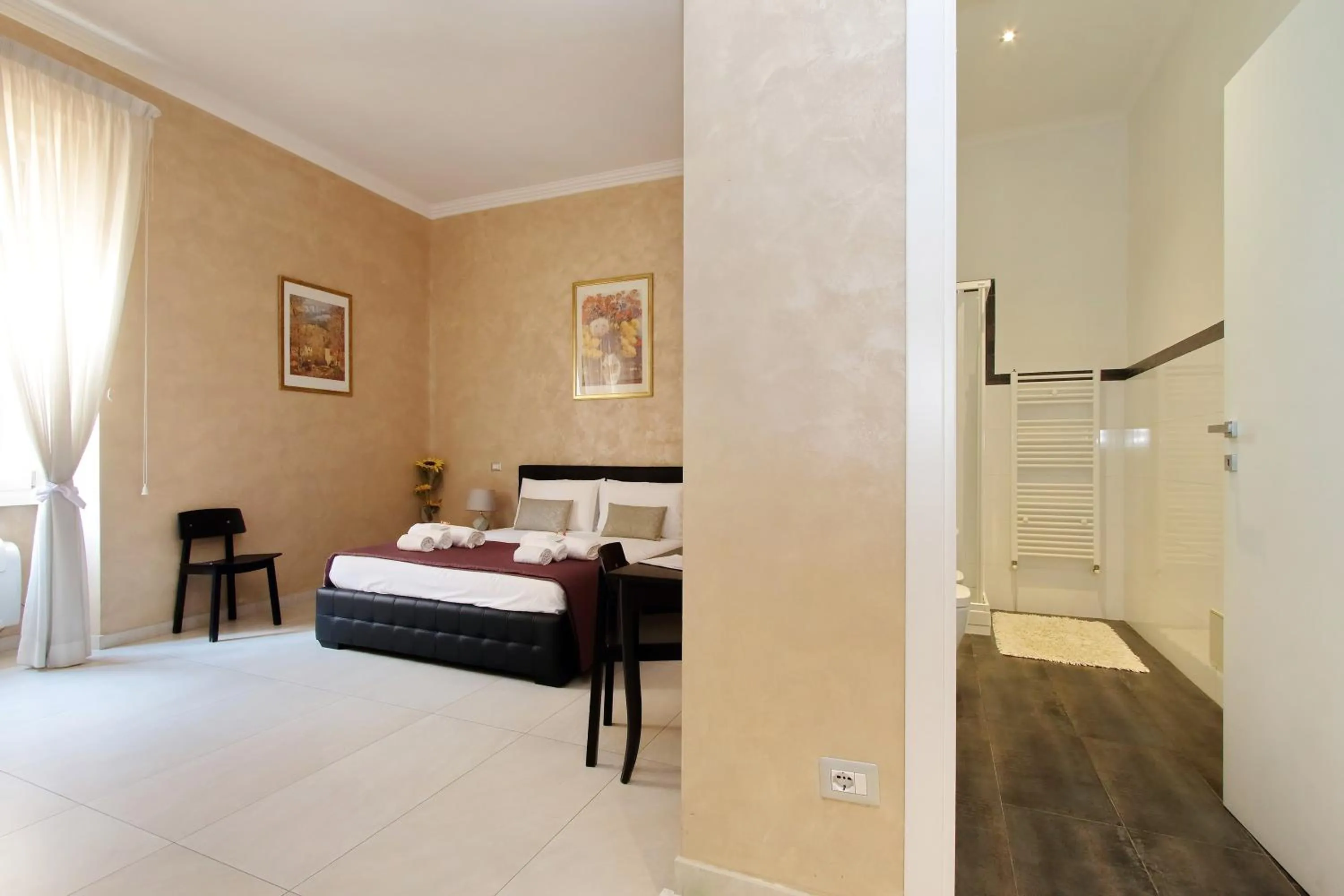 Bathroom, Bed in Domus Gallo Guest House