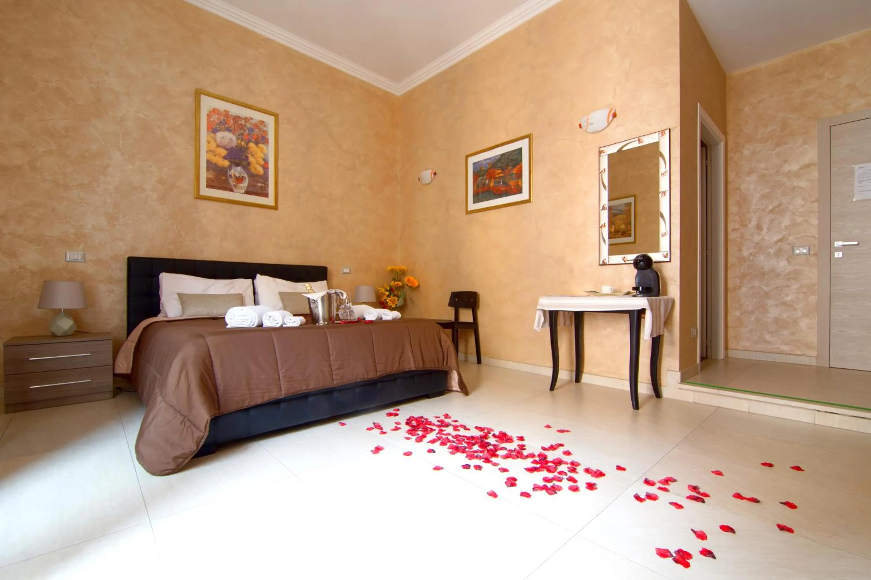 Photo of the whole room, Bed in Domus Gallo Guest House