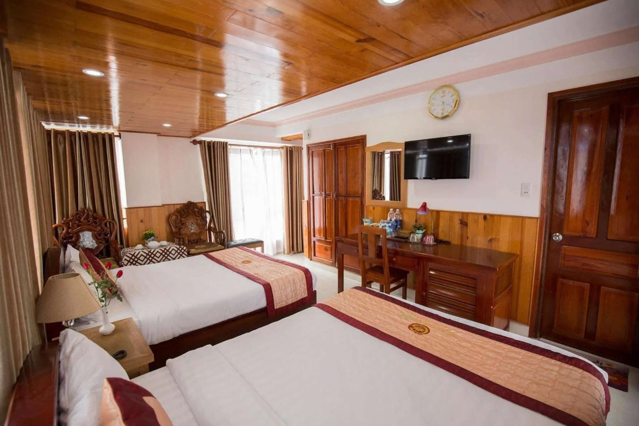 Bed in Gold Dream Hotel