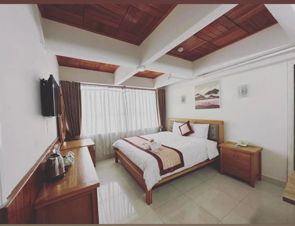 Bed in Gold Dream Hotel