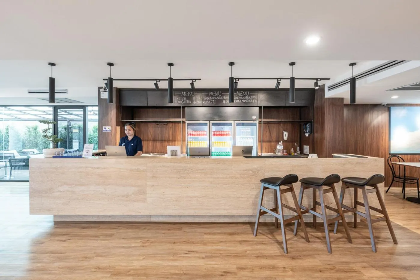 Lobby or reception in Kokotel Chiang Rai Airport Suites