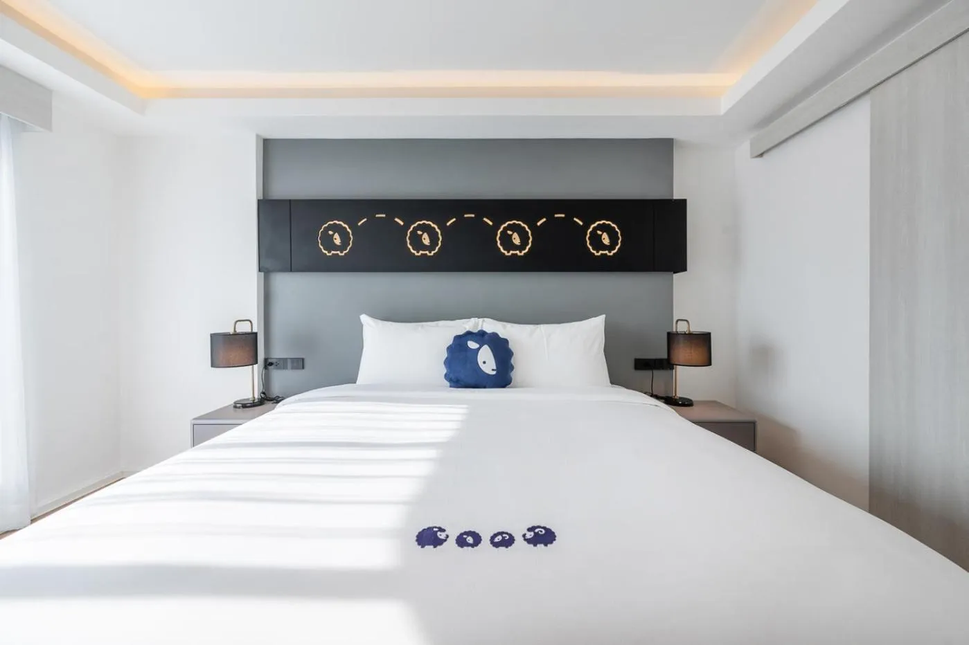 Bed in Kokotel Chiang Rai Airport Suites