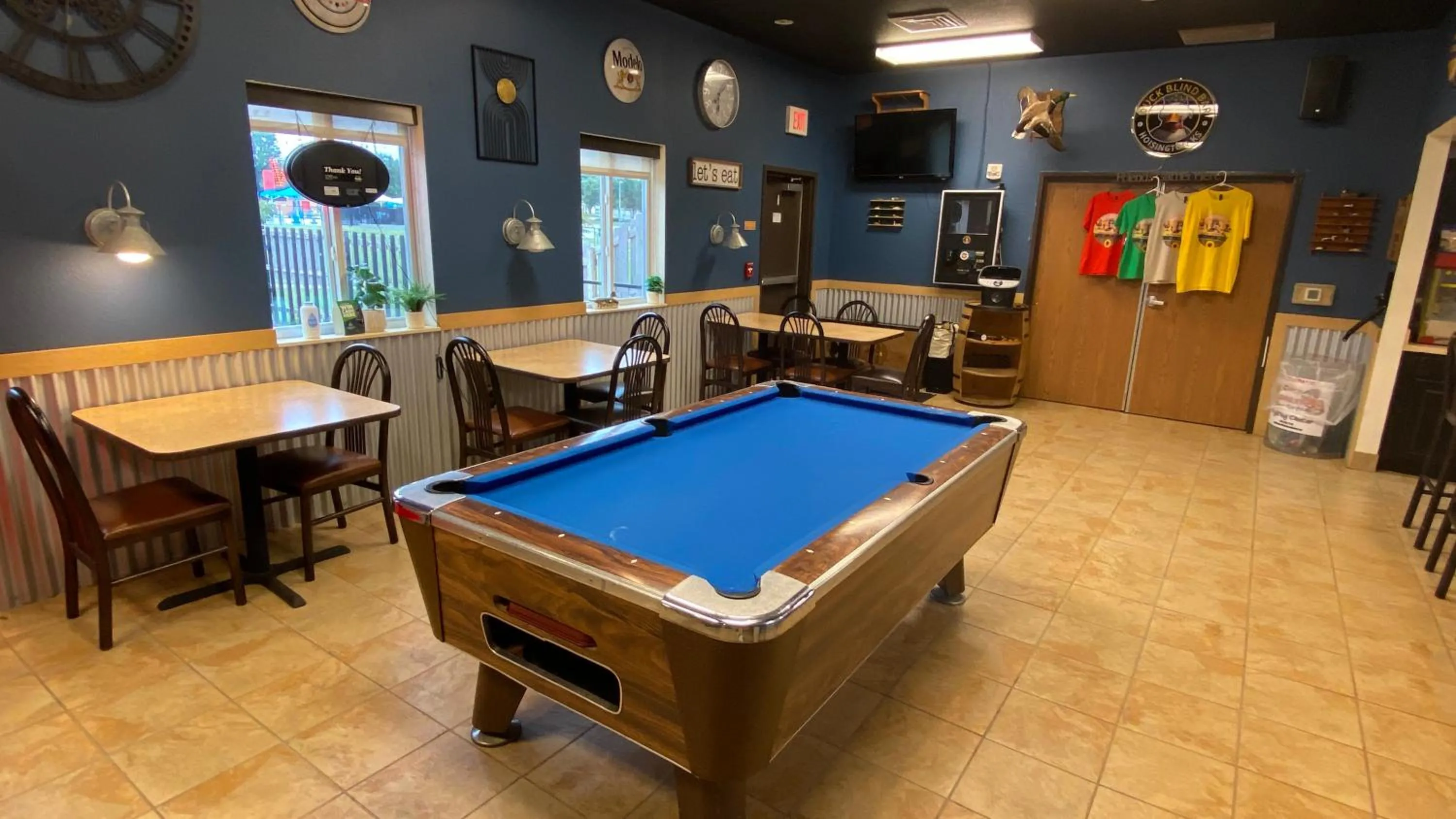 Billiard in Park View Inn & Suites, Hoisington