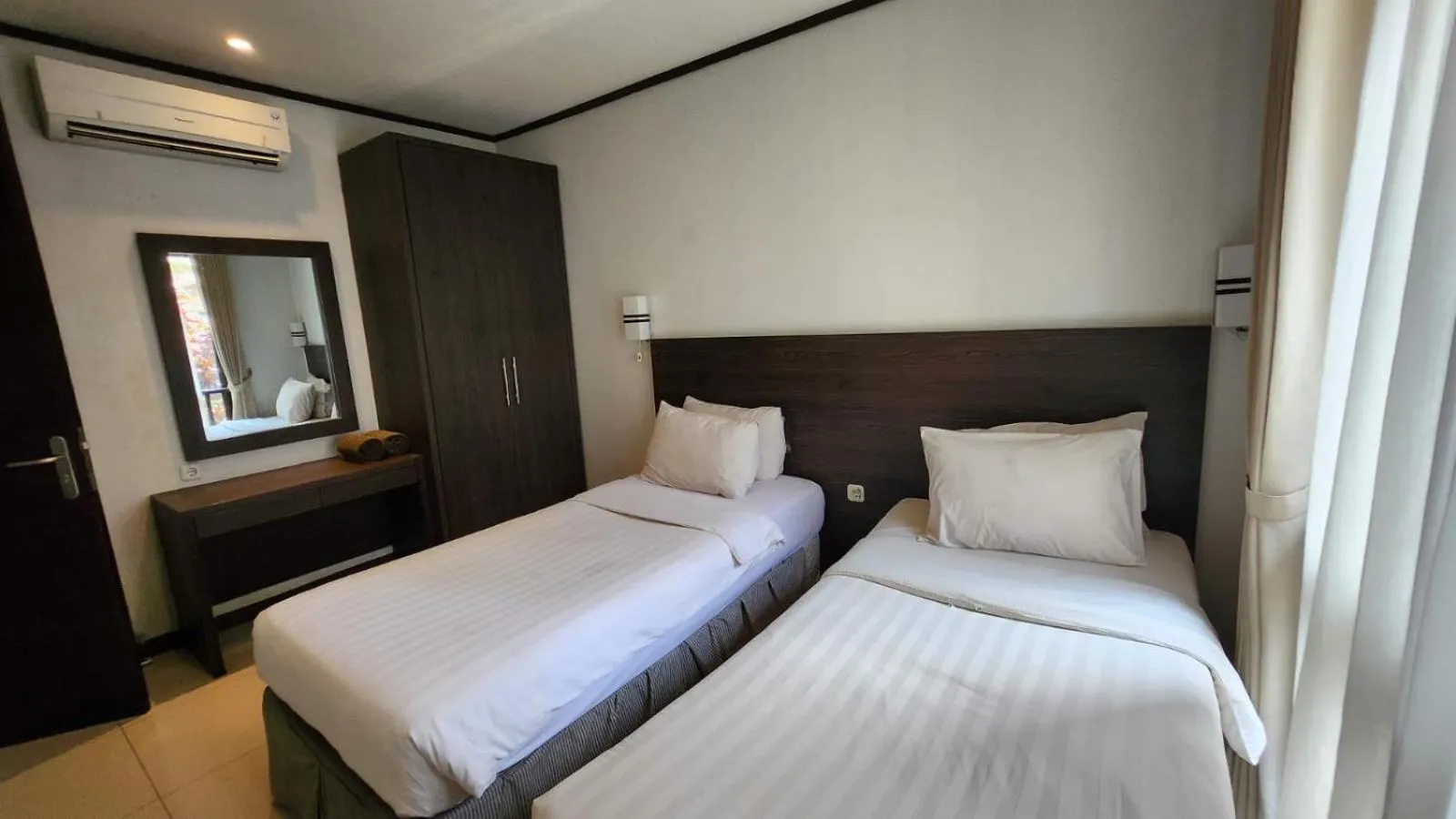 Bedroom, Bed in Summer Hills Hotel & Villas Bandung