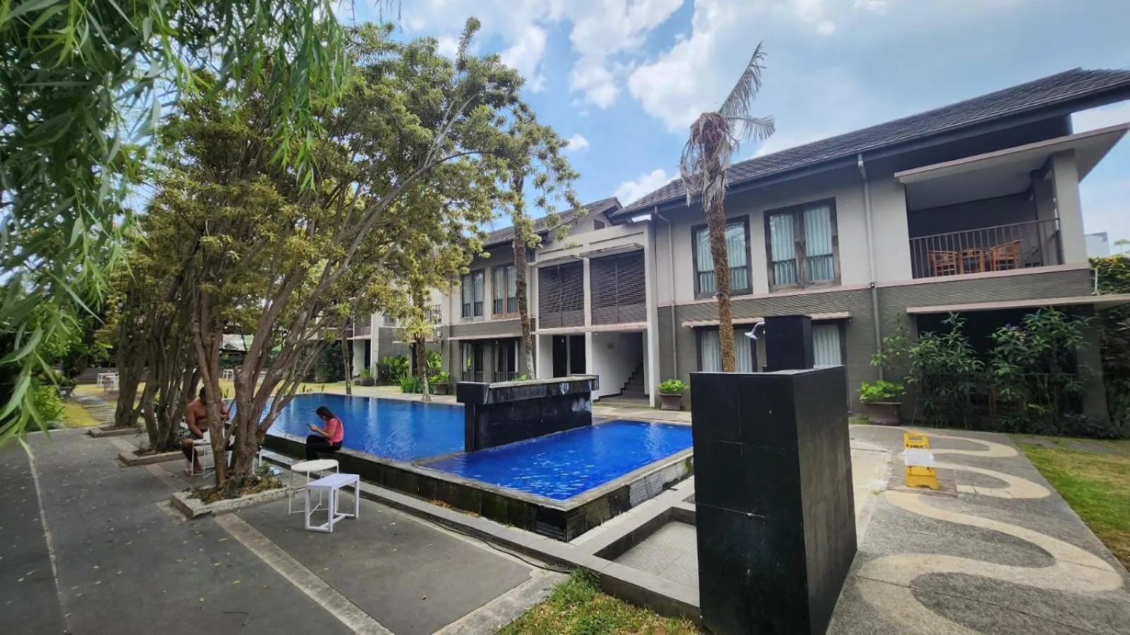 Area and facilities in Summer Hills Hotel & Villas Bandung